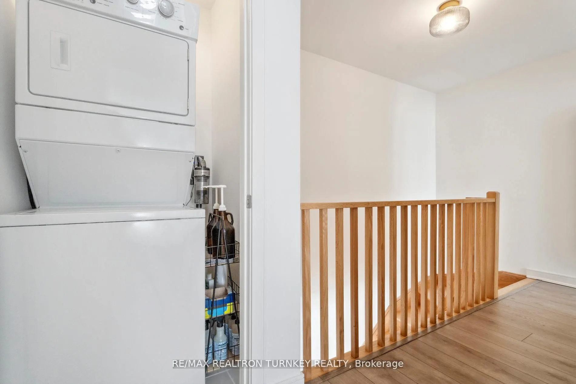 28 Spry Lane