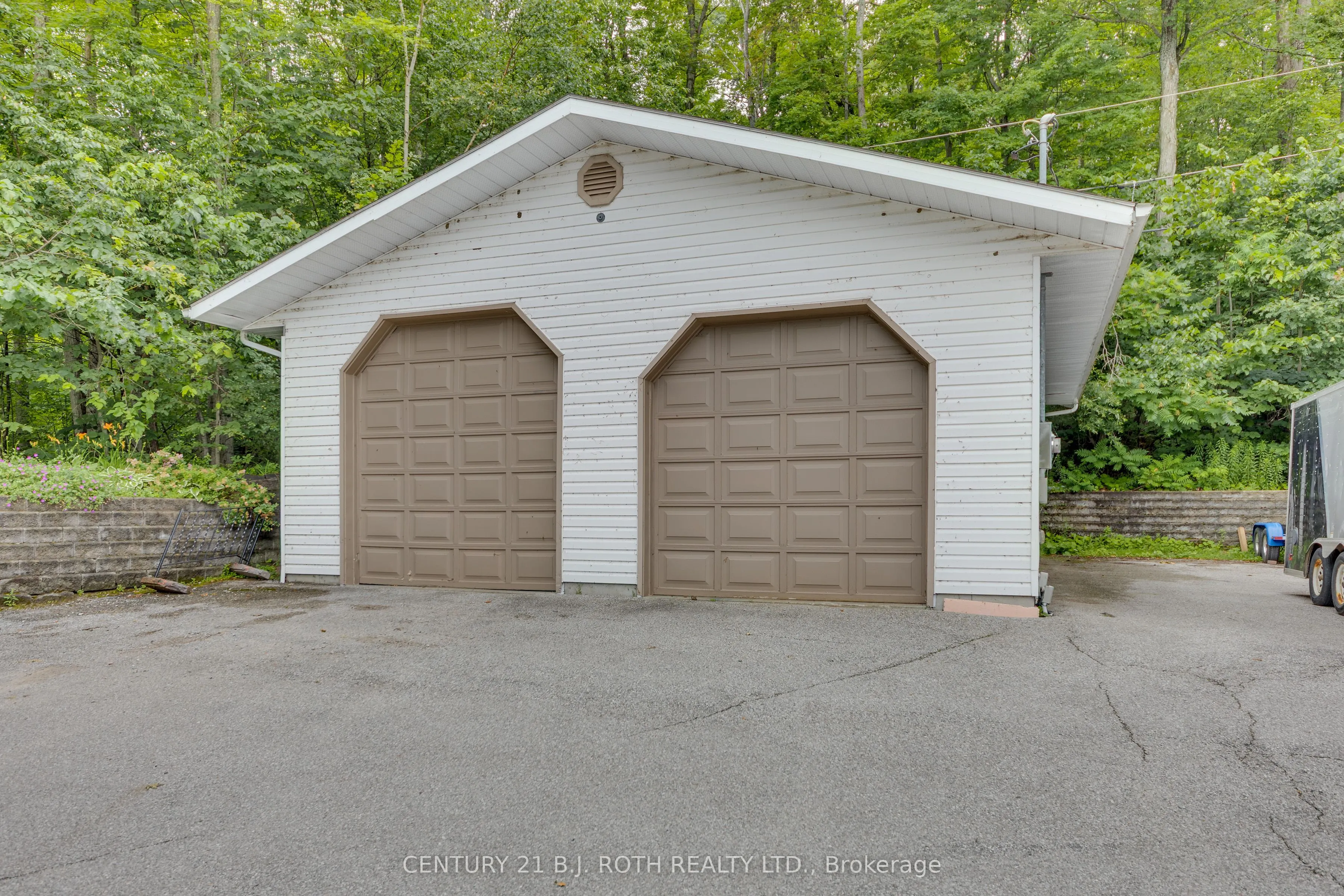 409 Pheasant Lane
