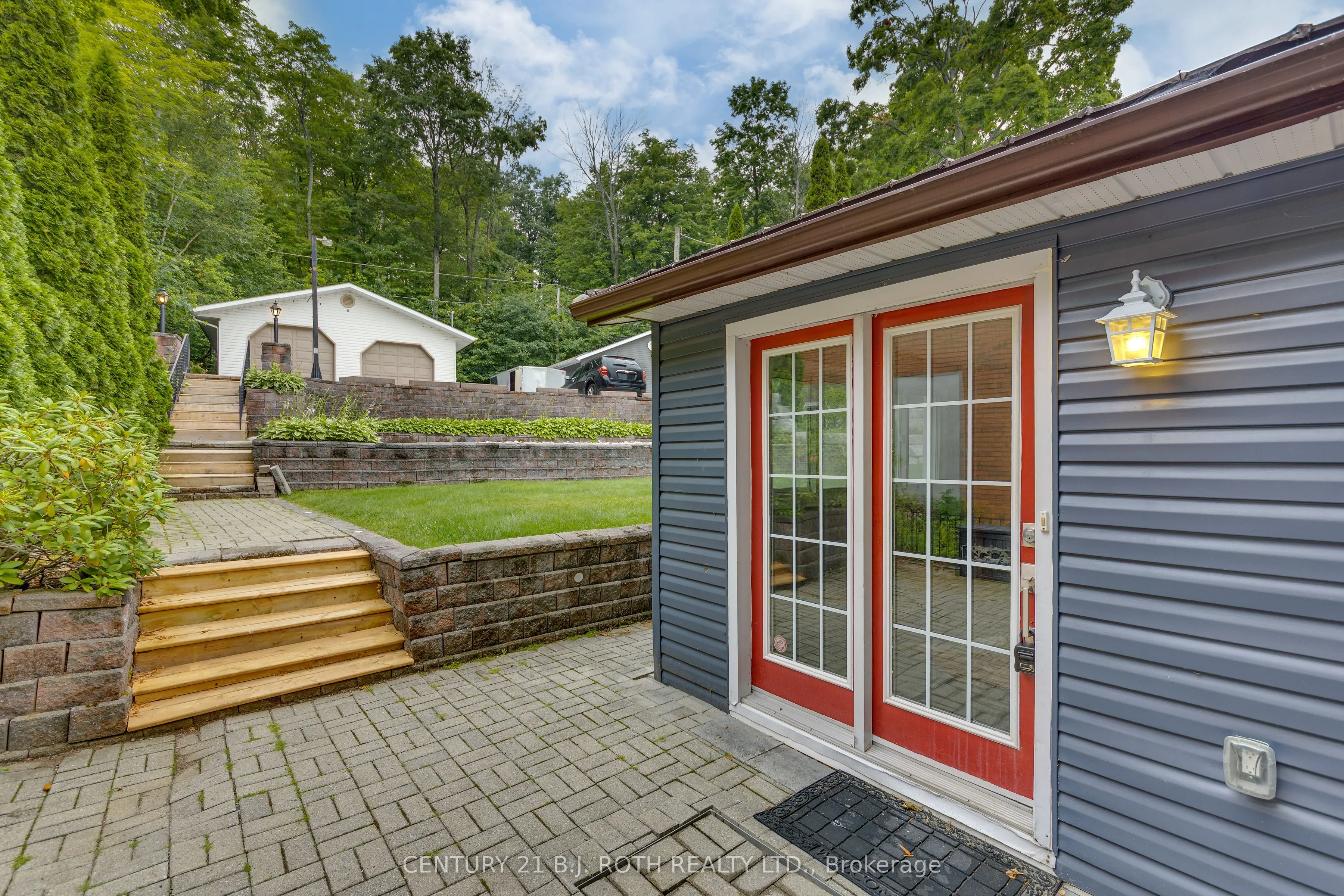 409 Pheasant Lane