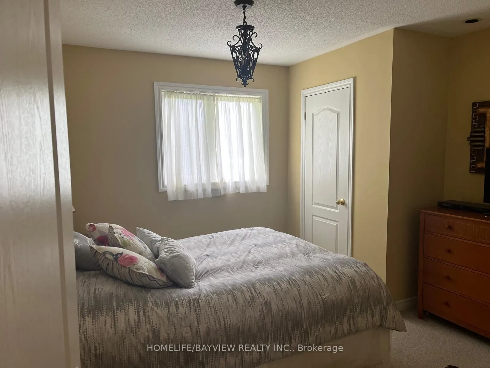 5 Newport Boulevard