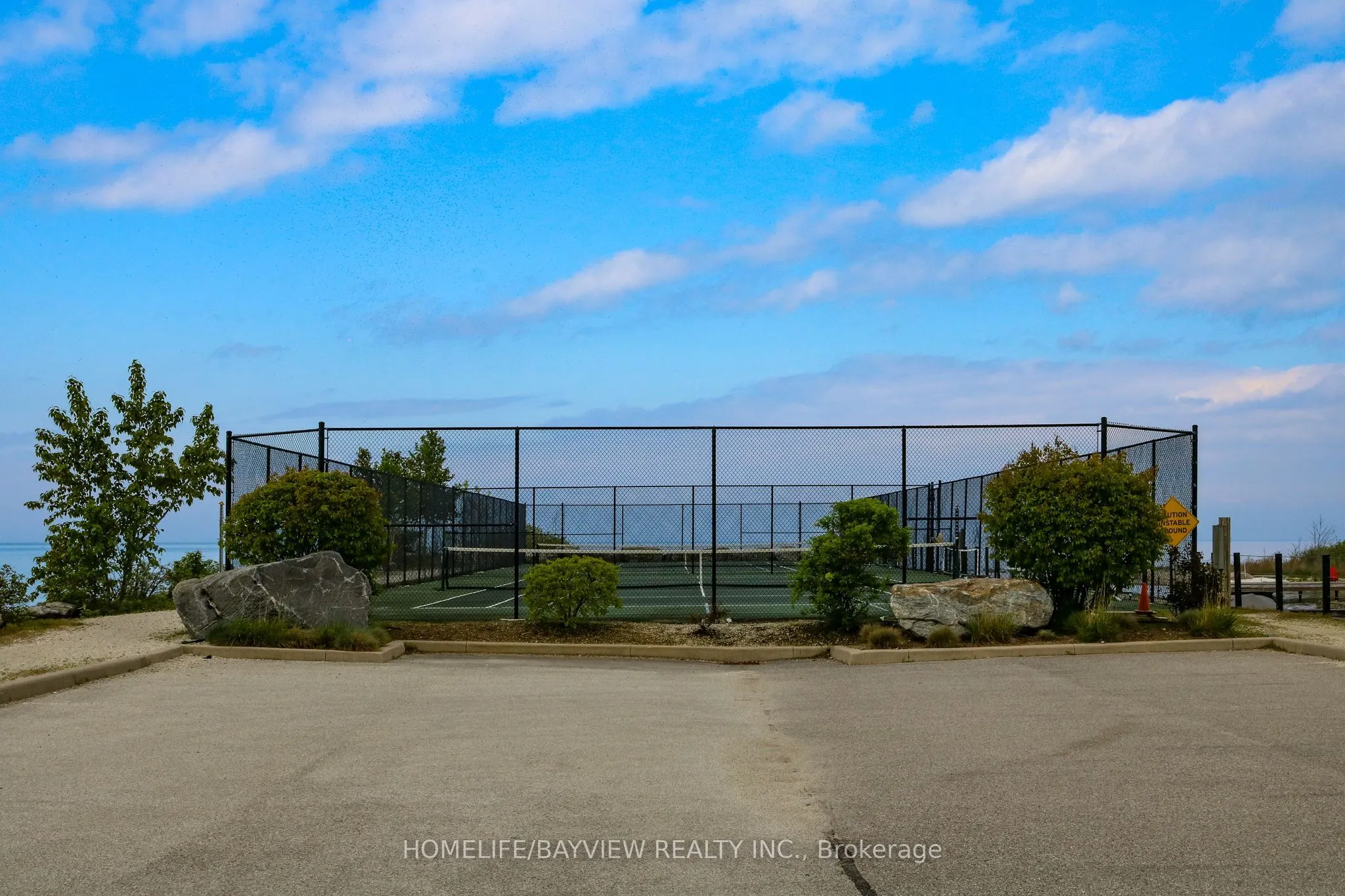 5 Newport Boulevard