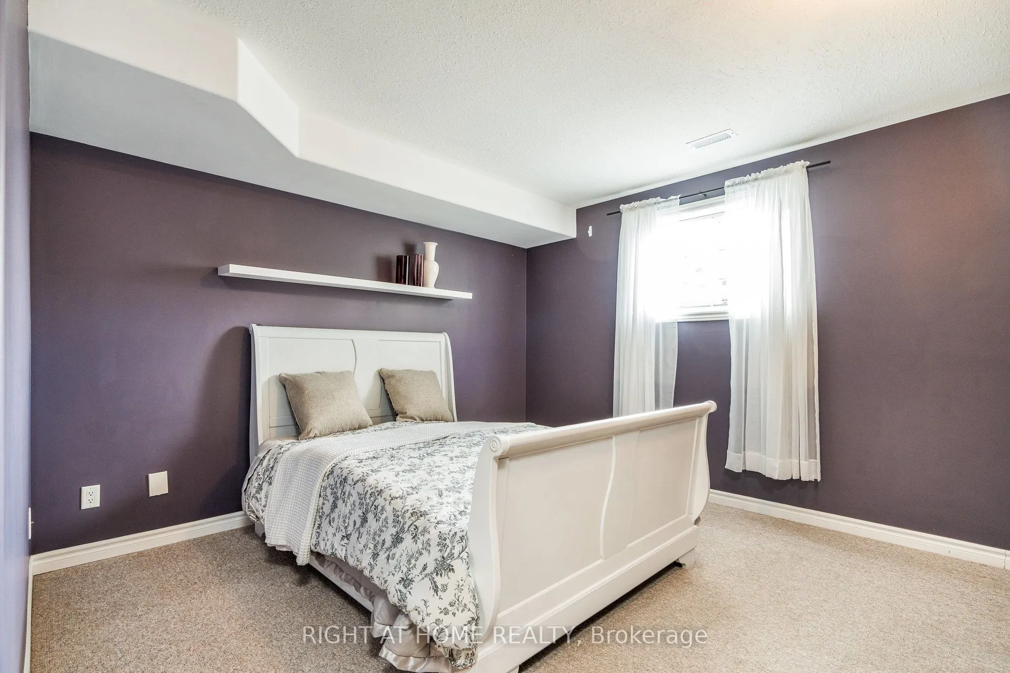 16 Deanna Drive
