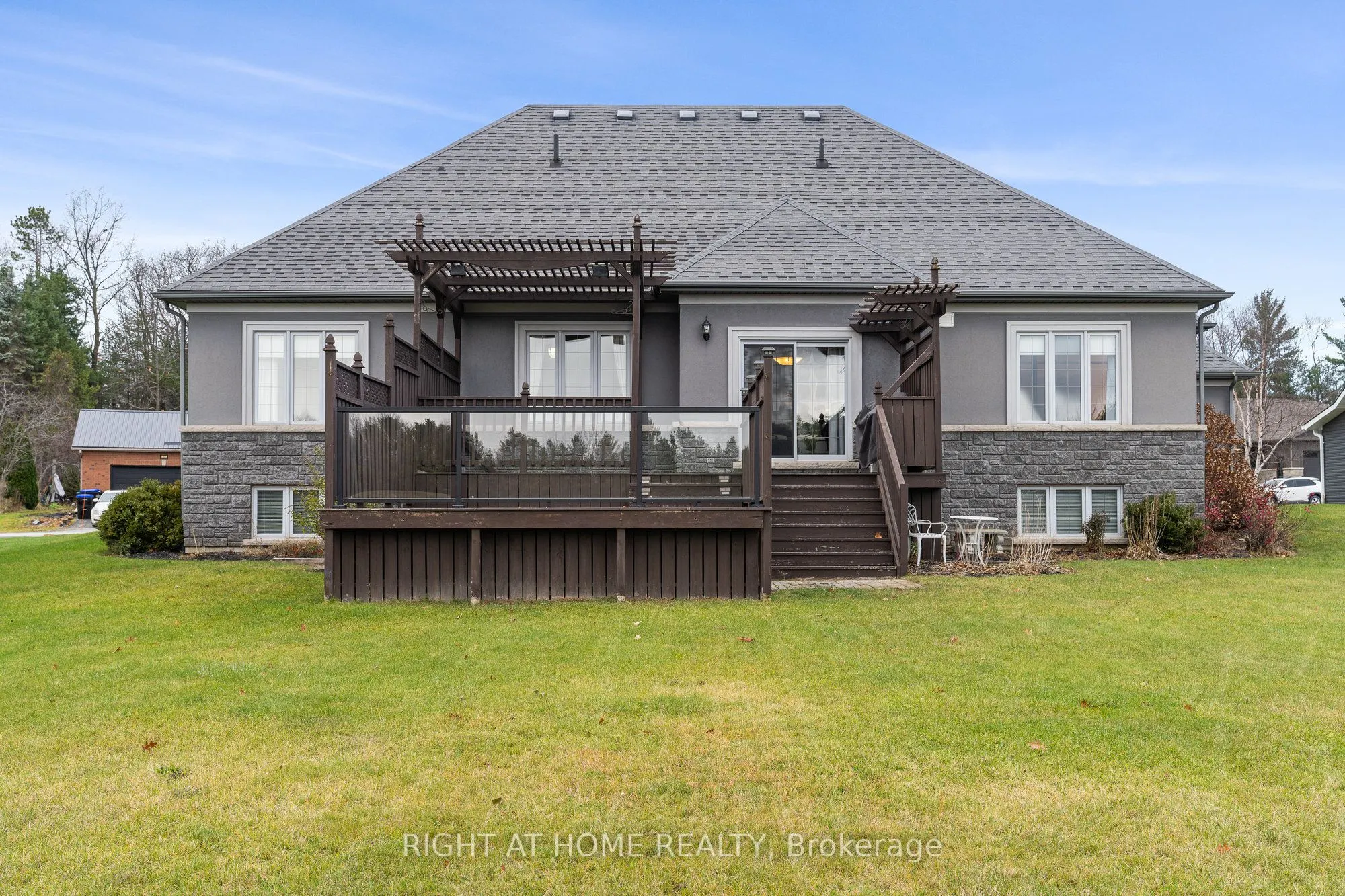 16 Deanna Drive