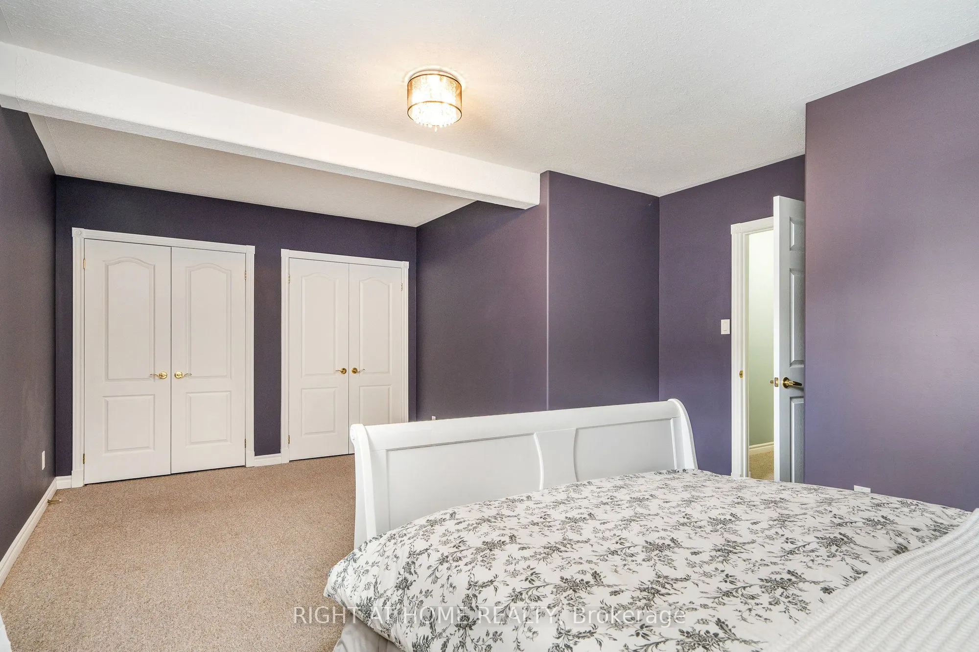 16 Deanna Drive