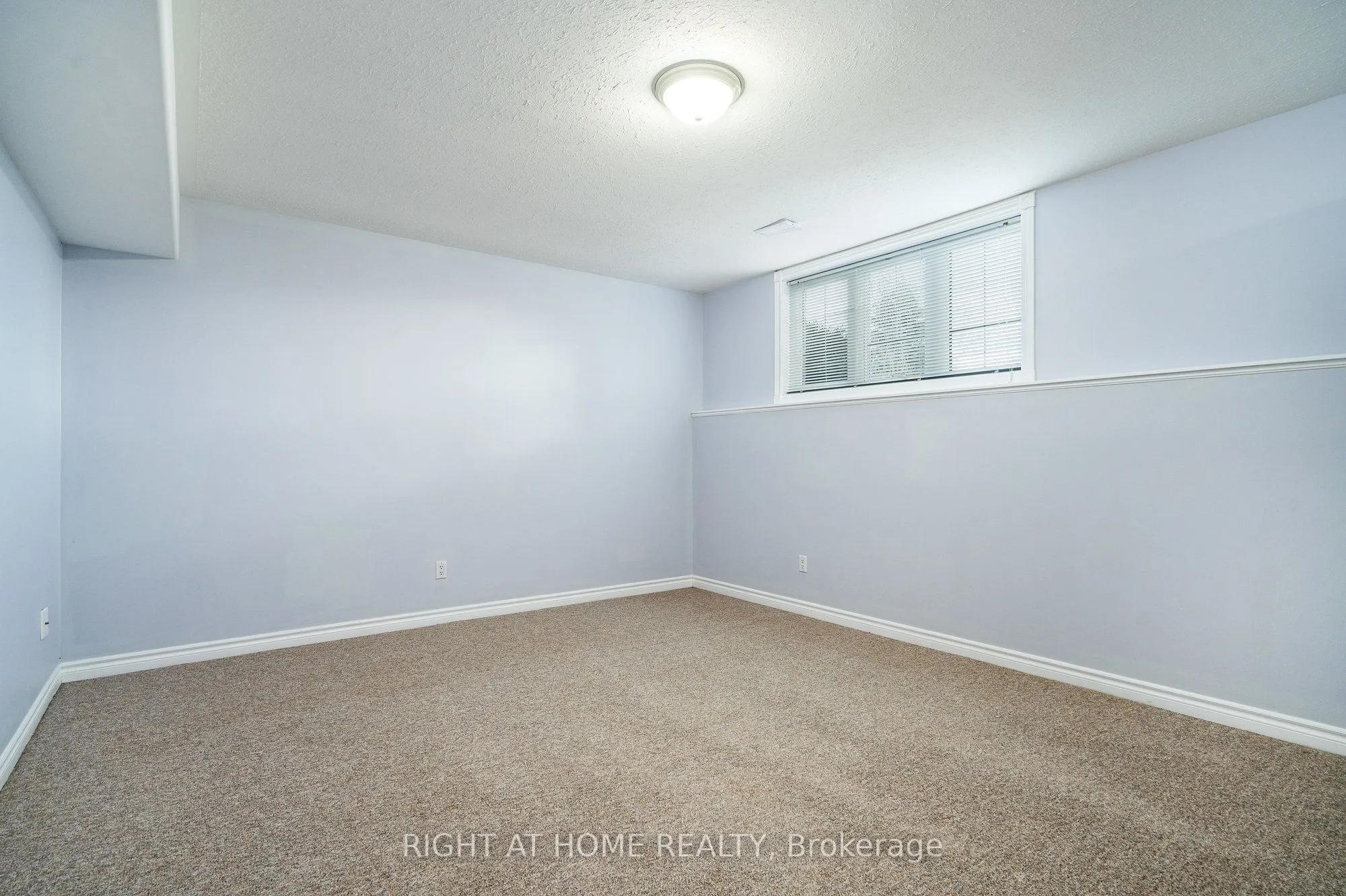 16 Deanna Drive