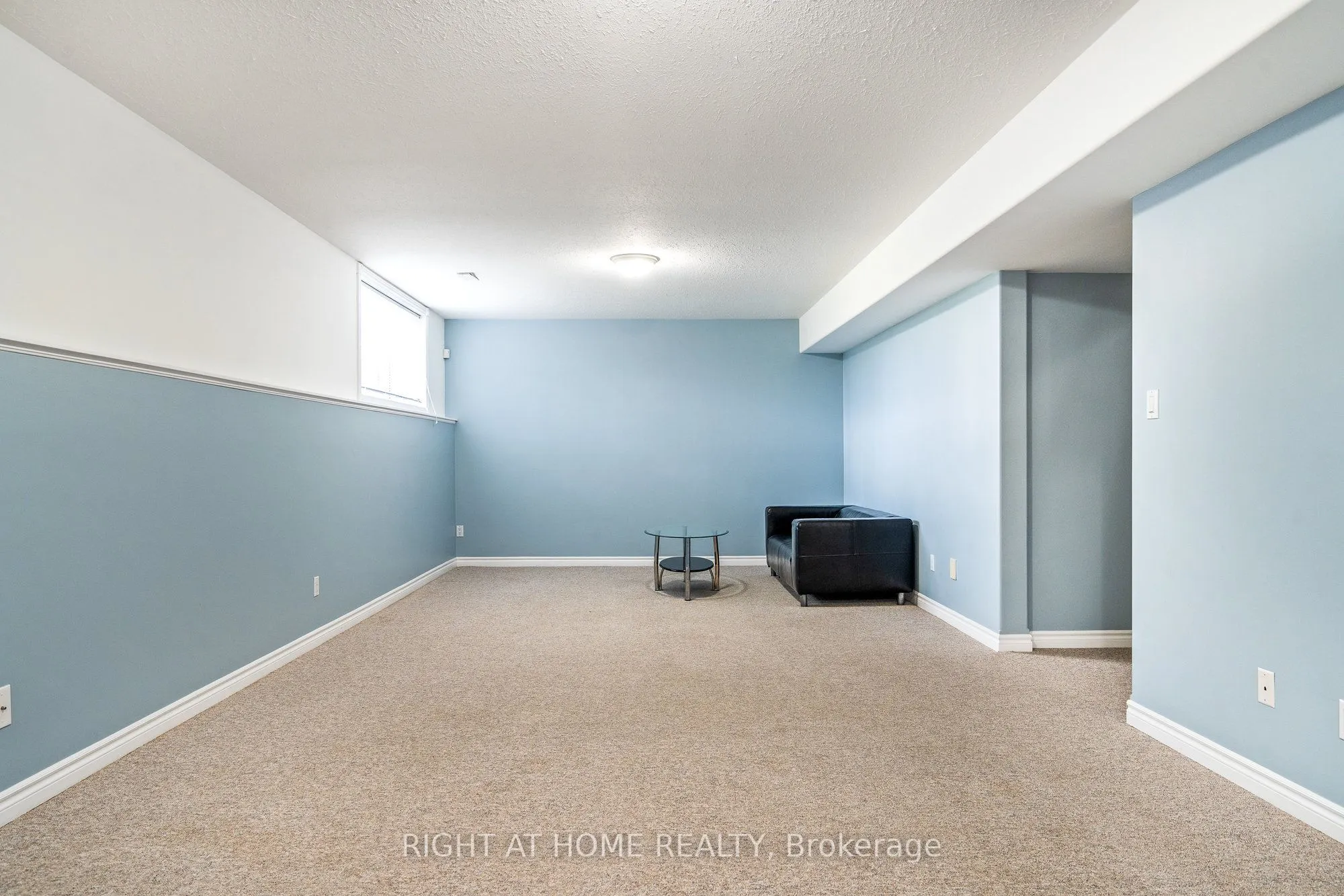 16 Deanna Drive