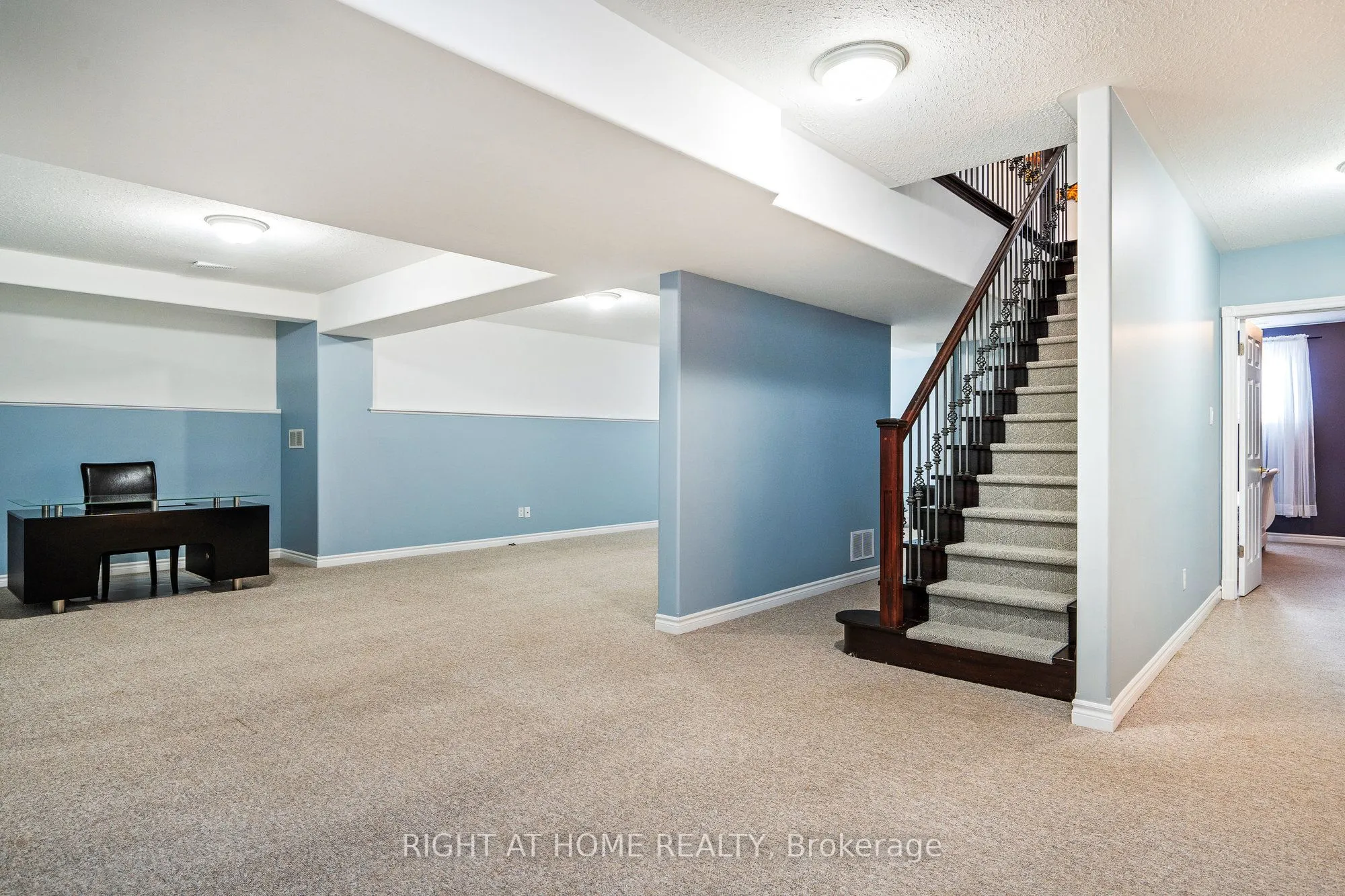 16 Deanna Drive
