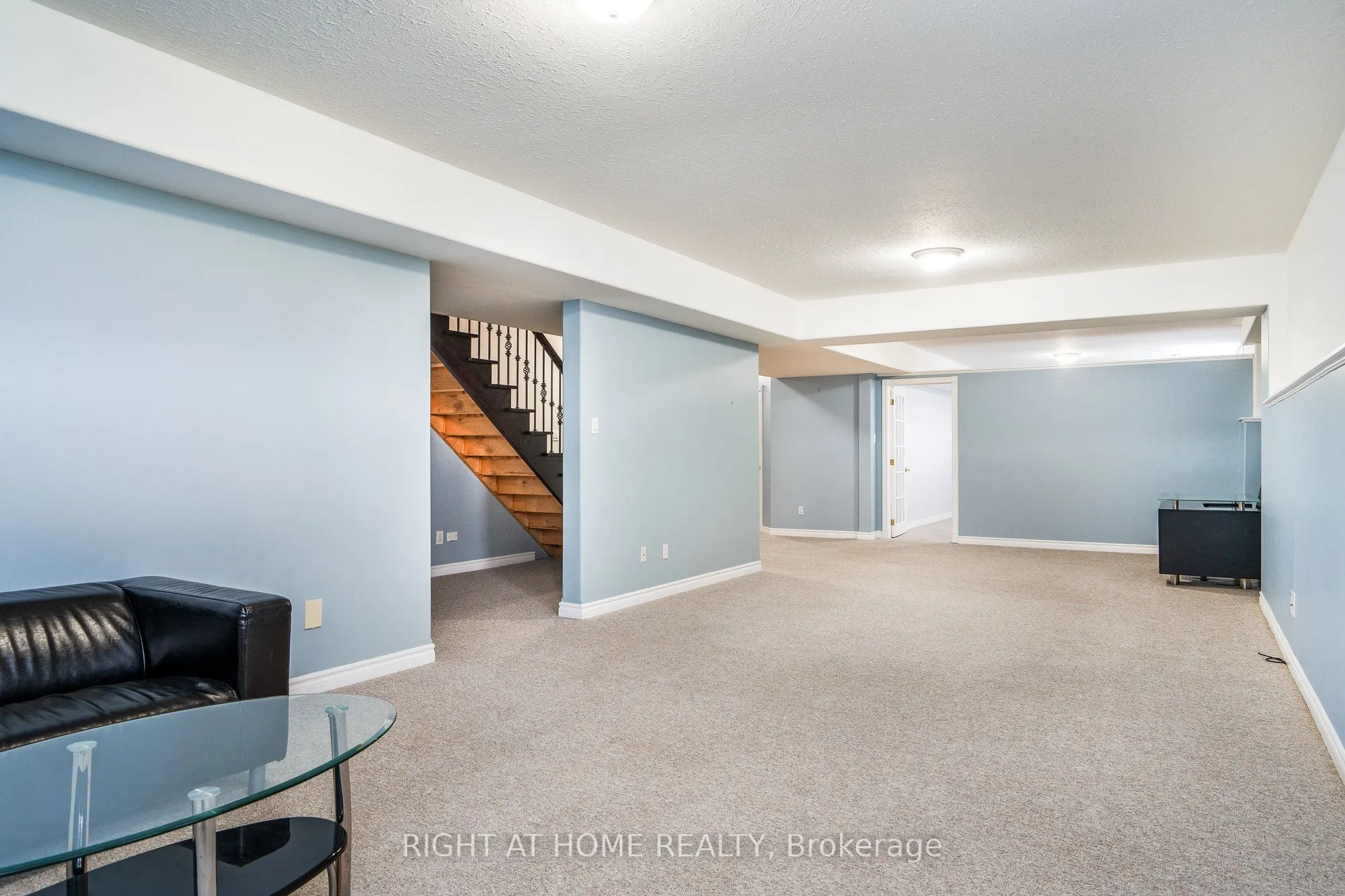 16 Deanna Drive