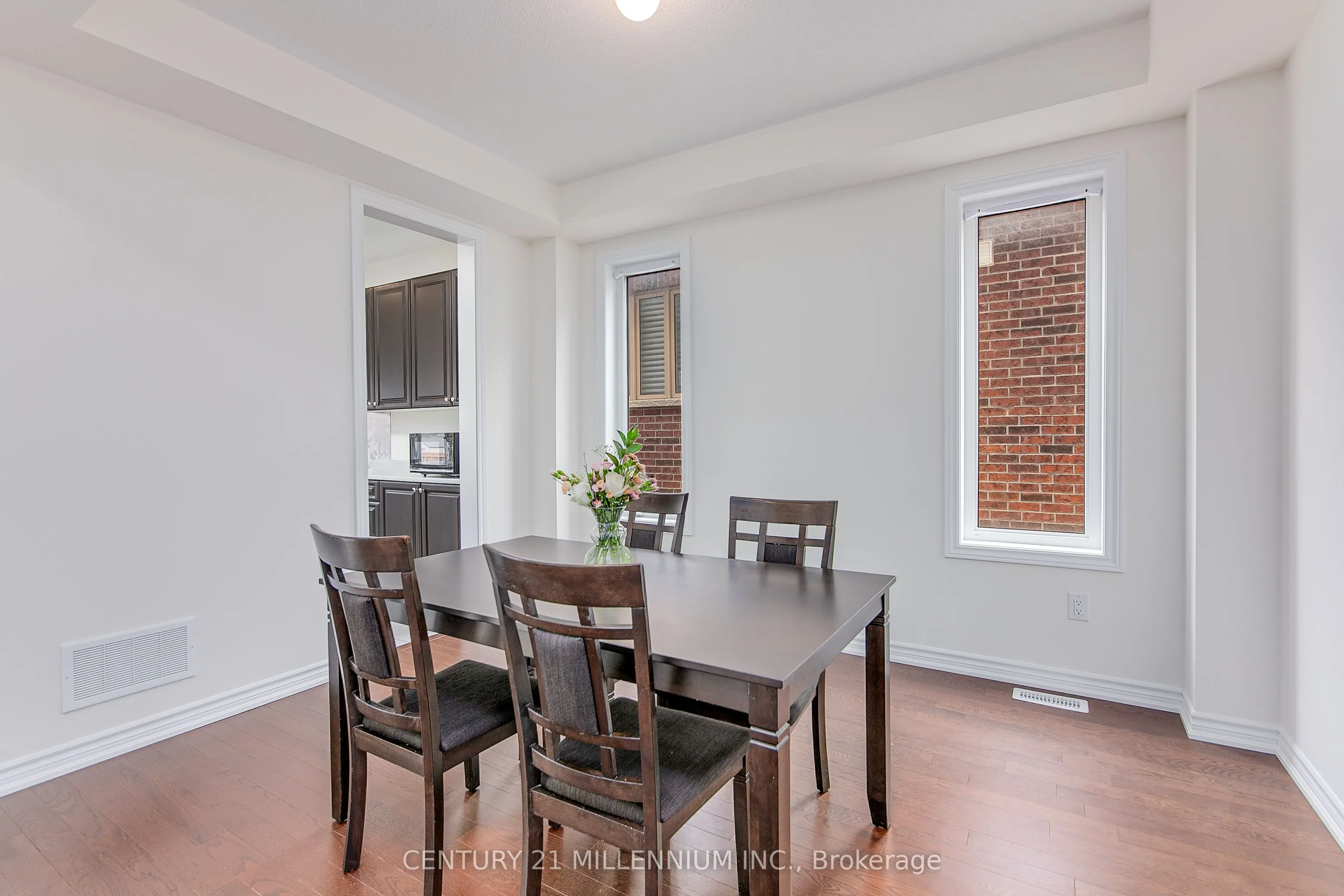 79 Rugman Crescent