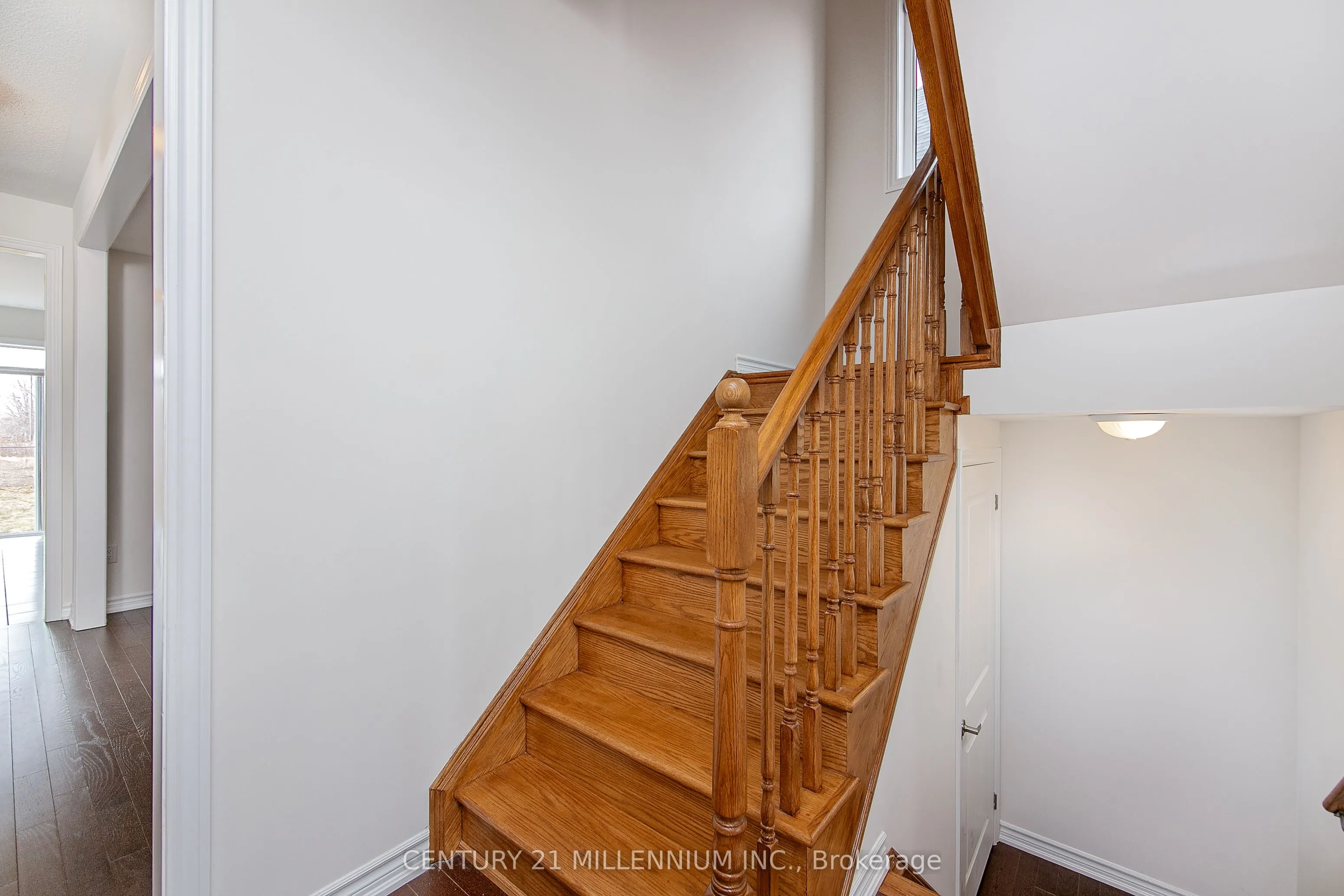 79 Rugman Crescent