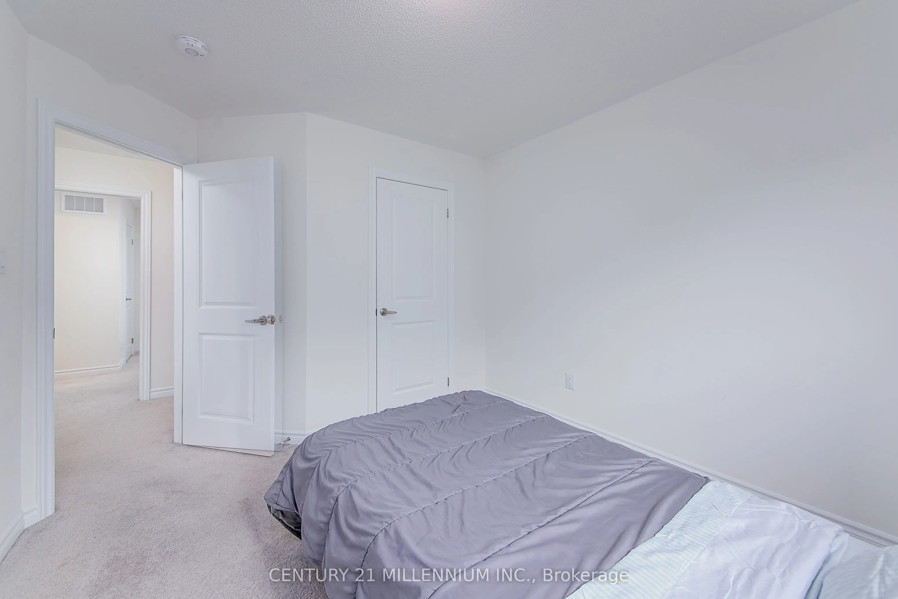 79 Rugman Crescent