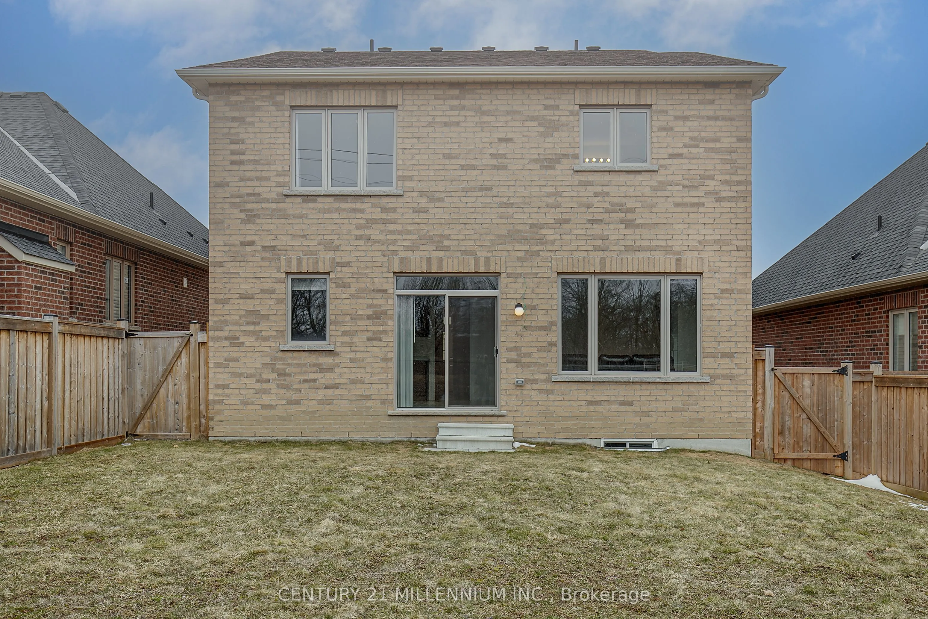 79 Rugman Crescent