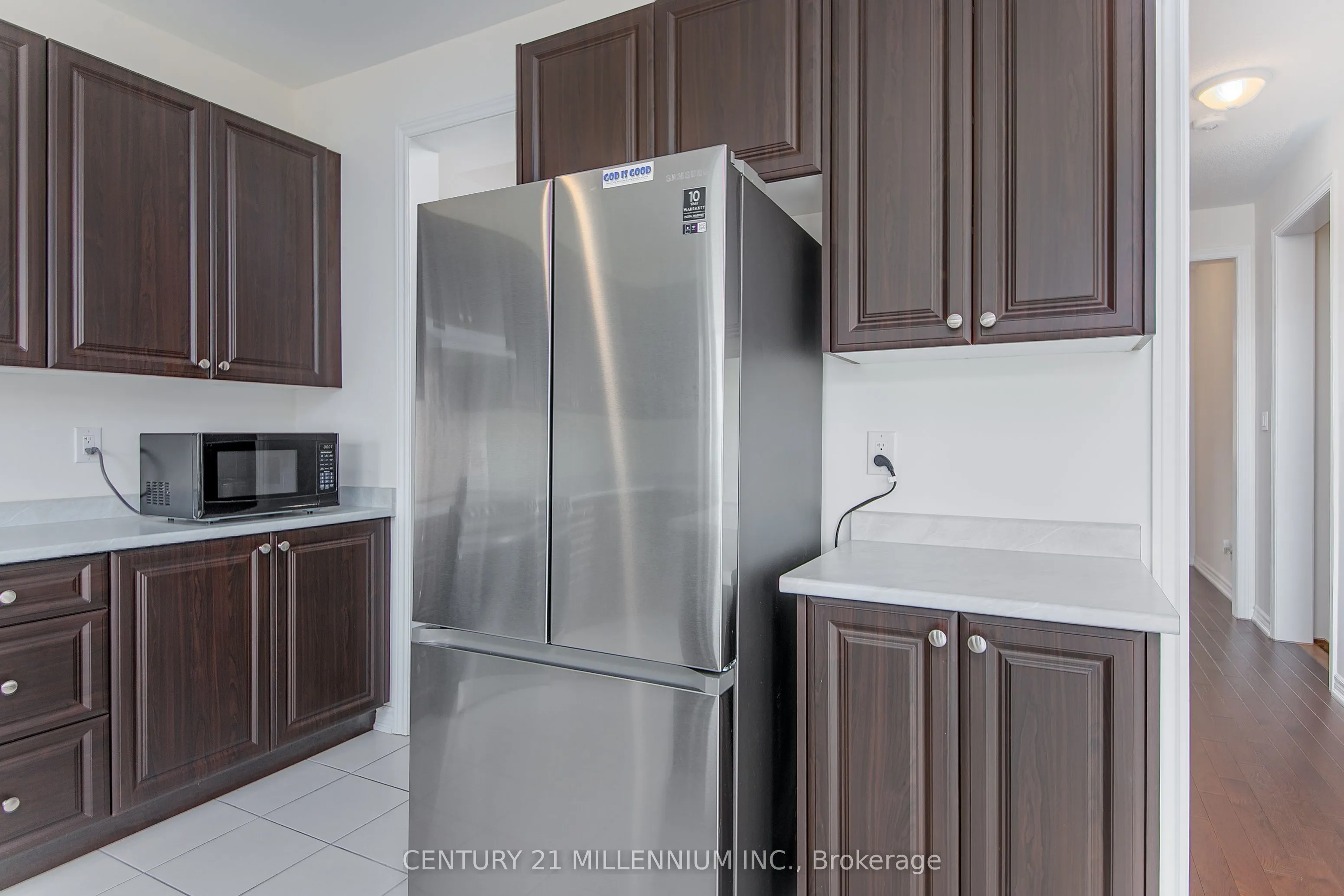 79 Rugman Crescent
