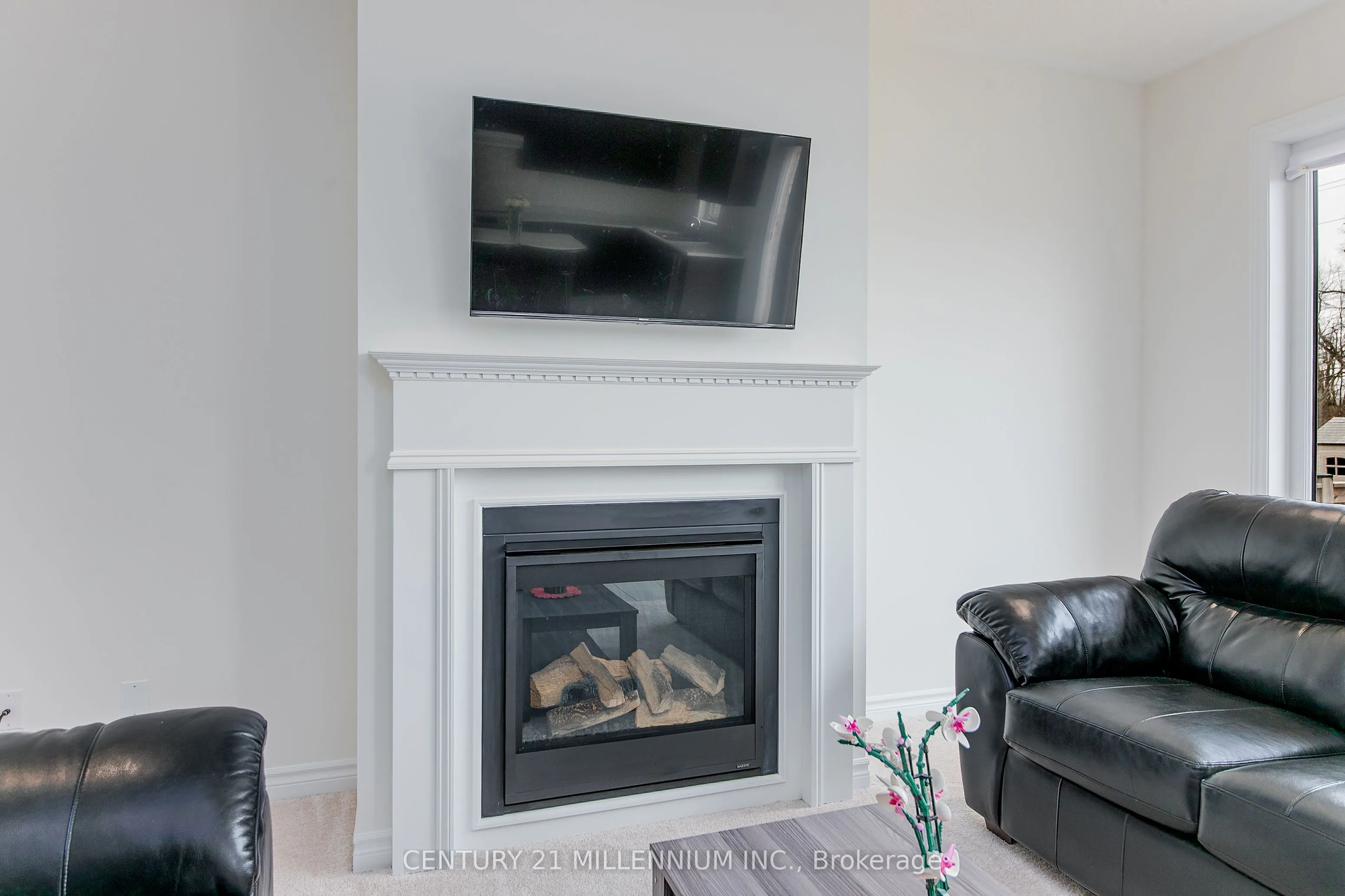 79 Rugman Crescent