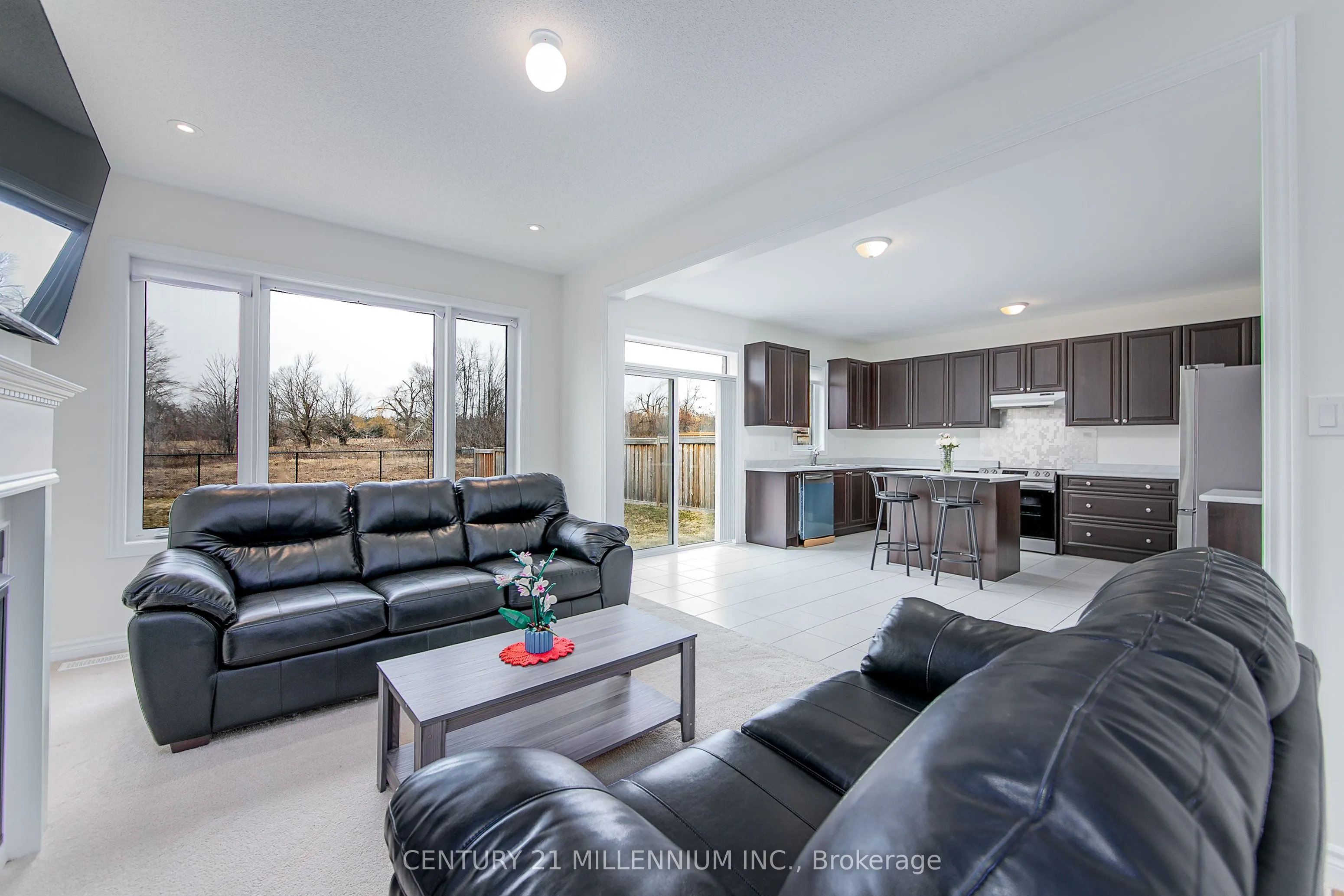 79 Rugman Crescent