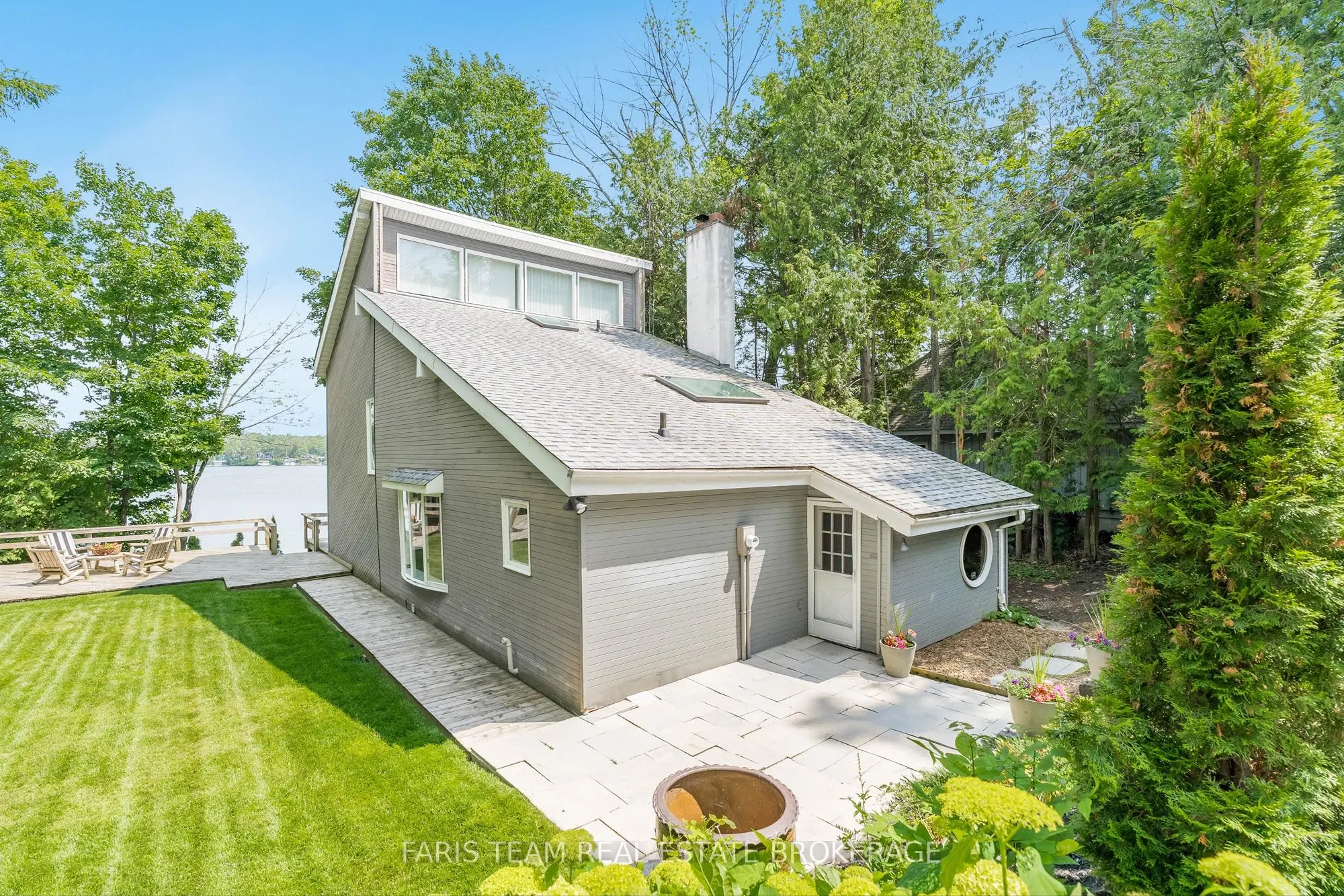 127 Shoreline Drive