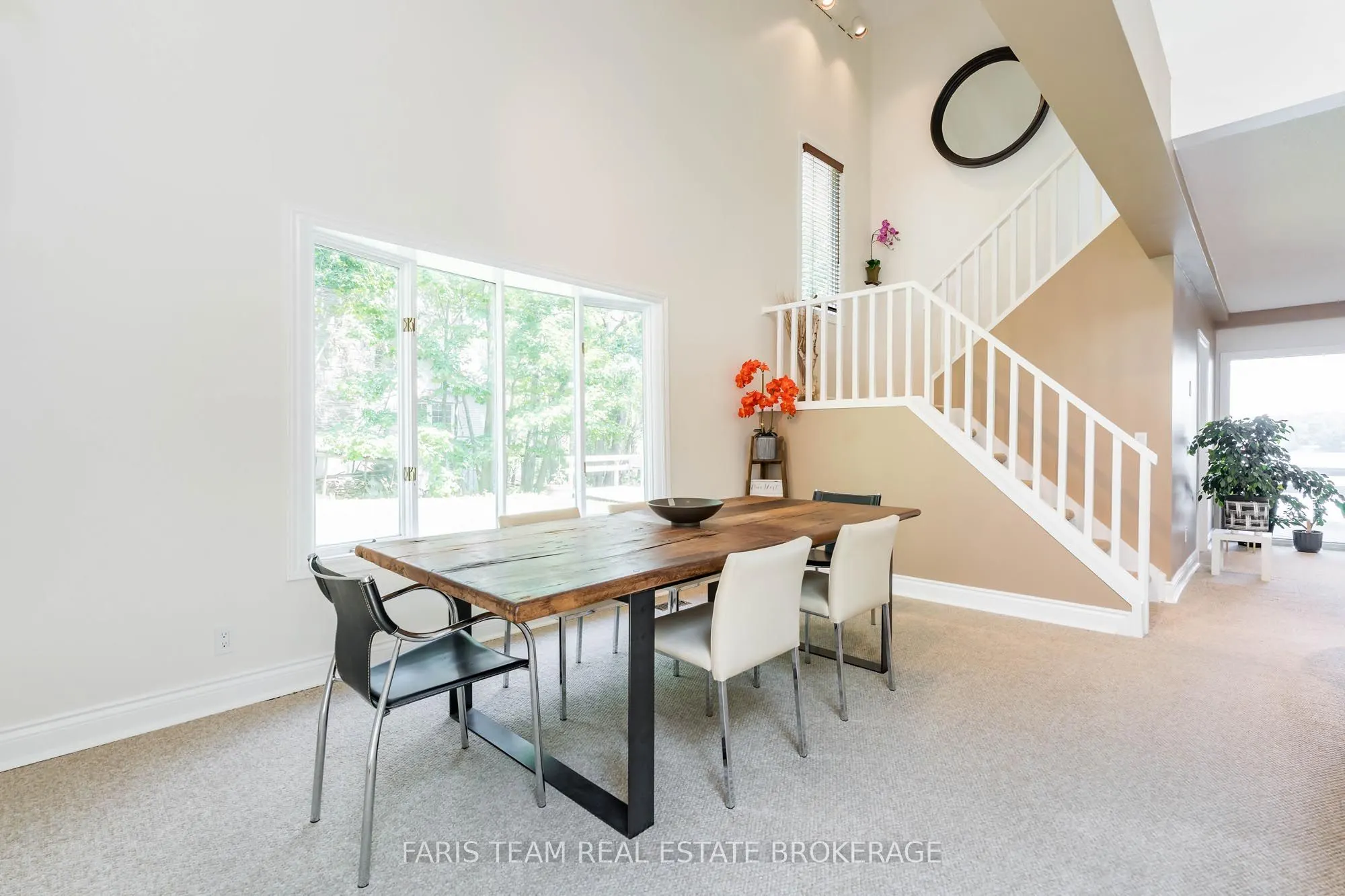 127 Shoreline Drive