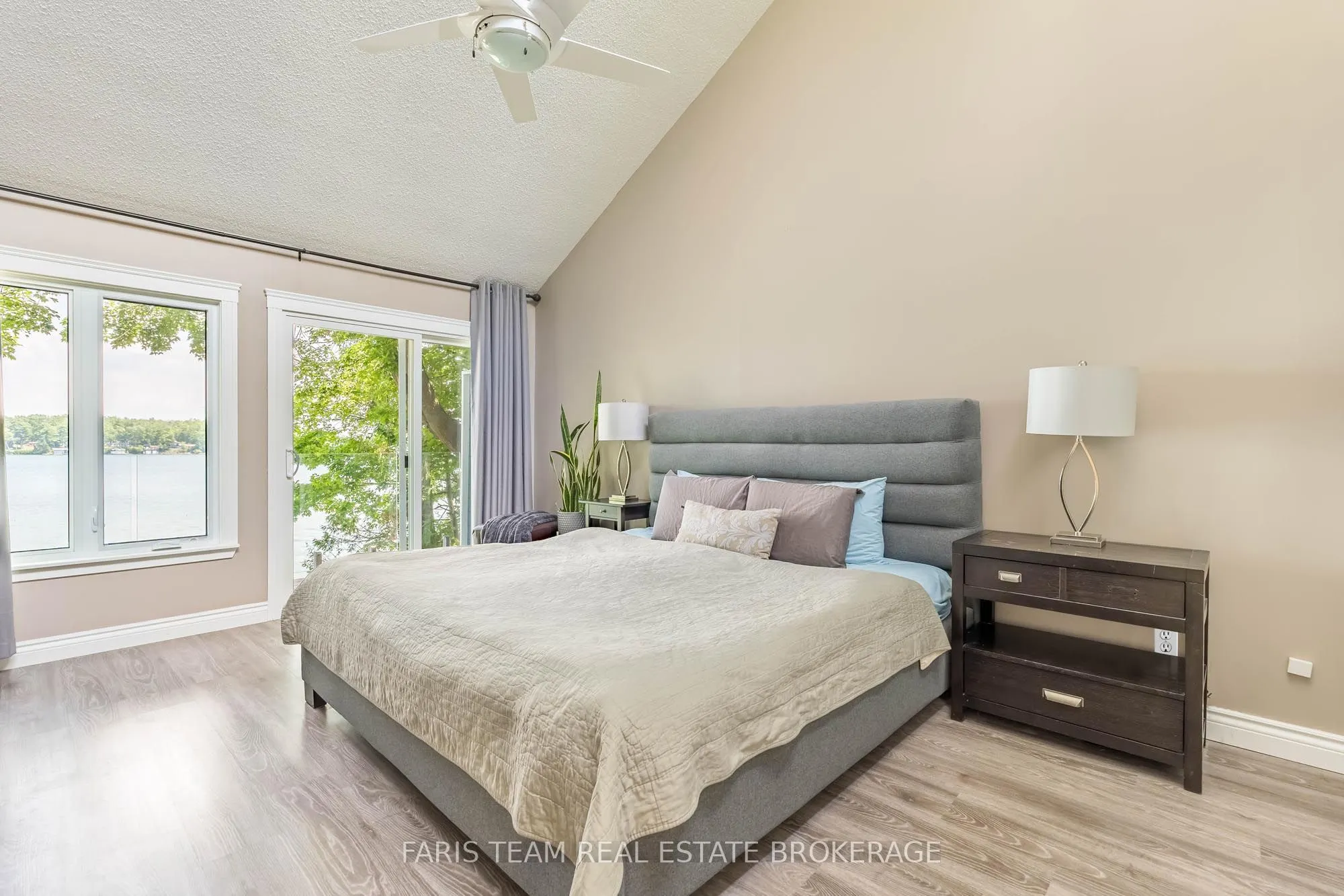 127 Shoreline Drive