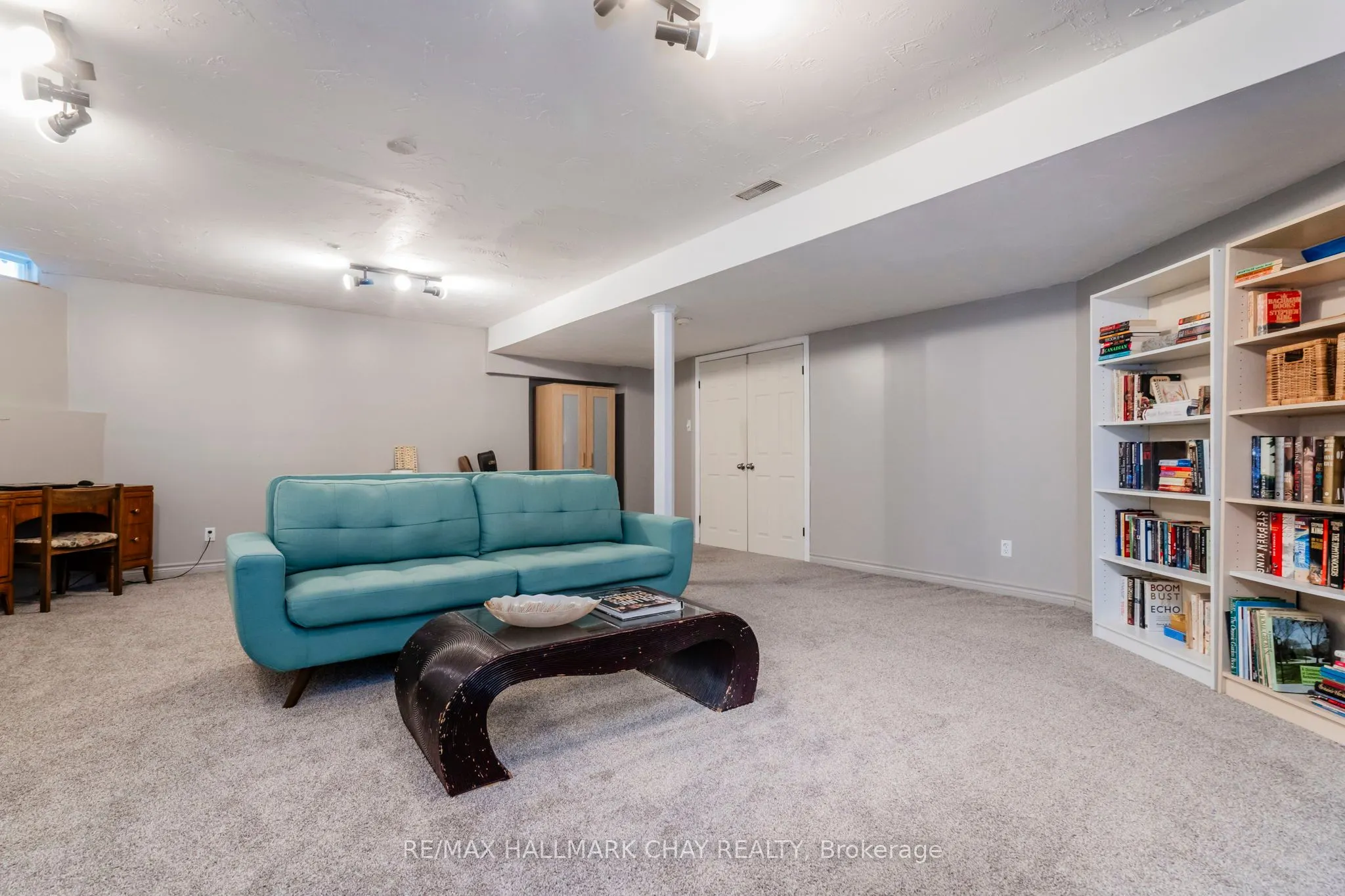 11 Bunker Place