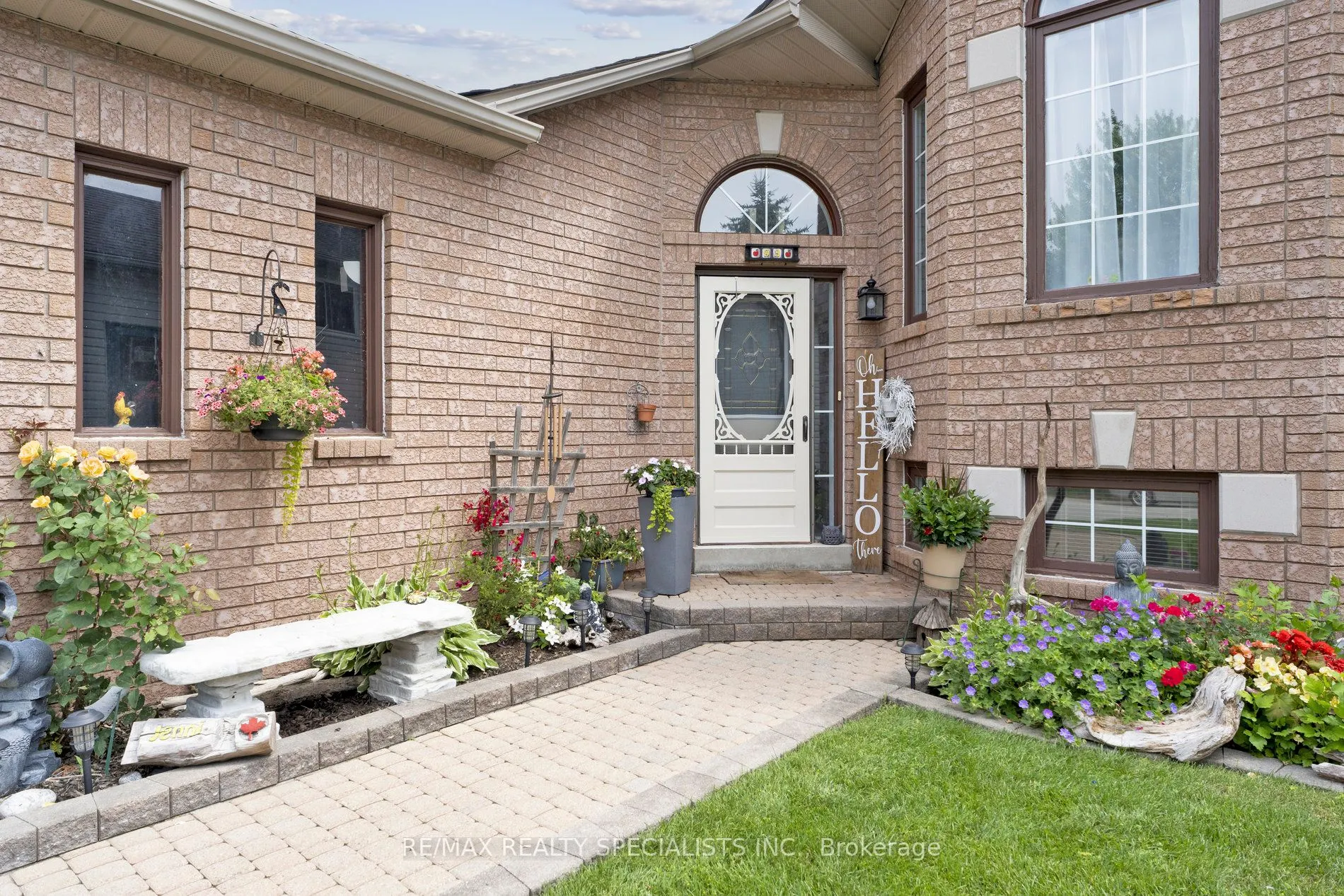 93 Glen Eton Road