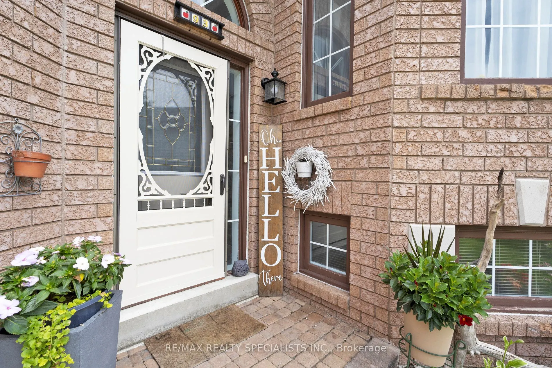 93 Glen Eton Road