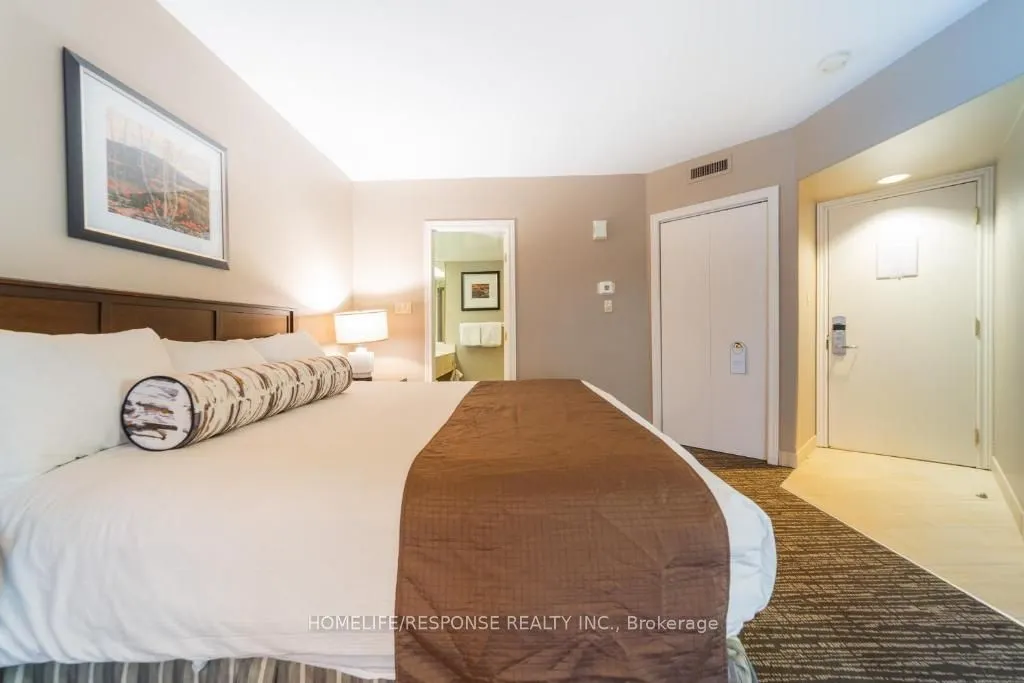 90 HIGHLAND Drive, #2042