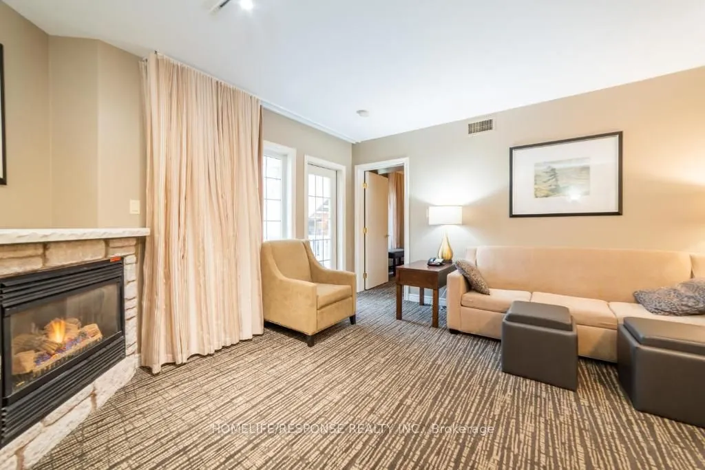 90 HIGHLAND Drive, #2042