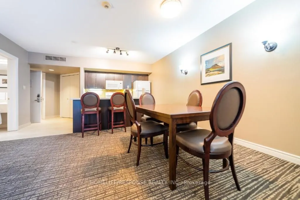90 HIGHLAND Drive, #2042