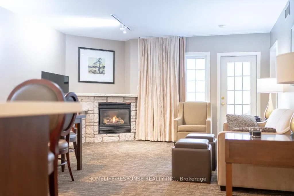 90 HIGHLAND Drive, #2042