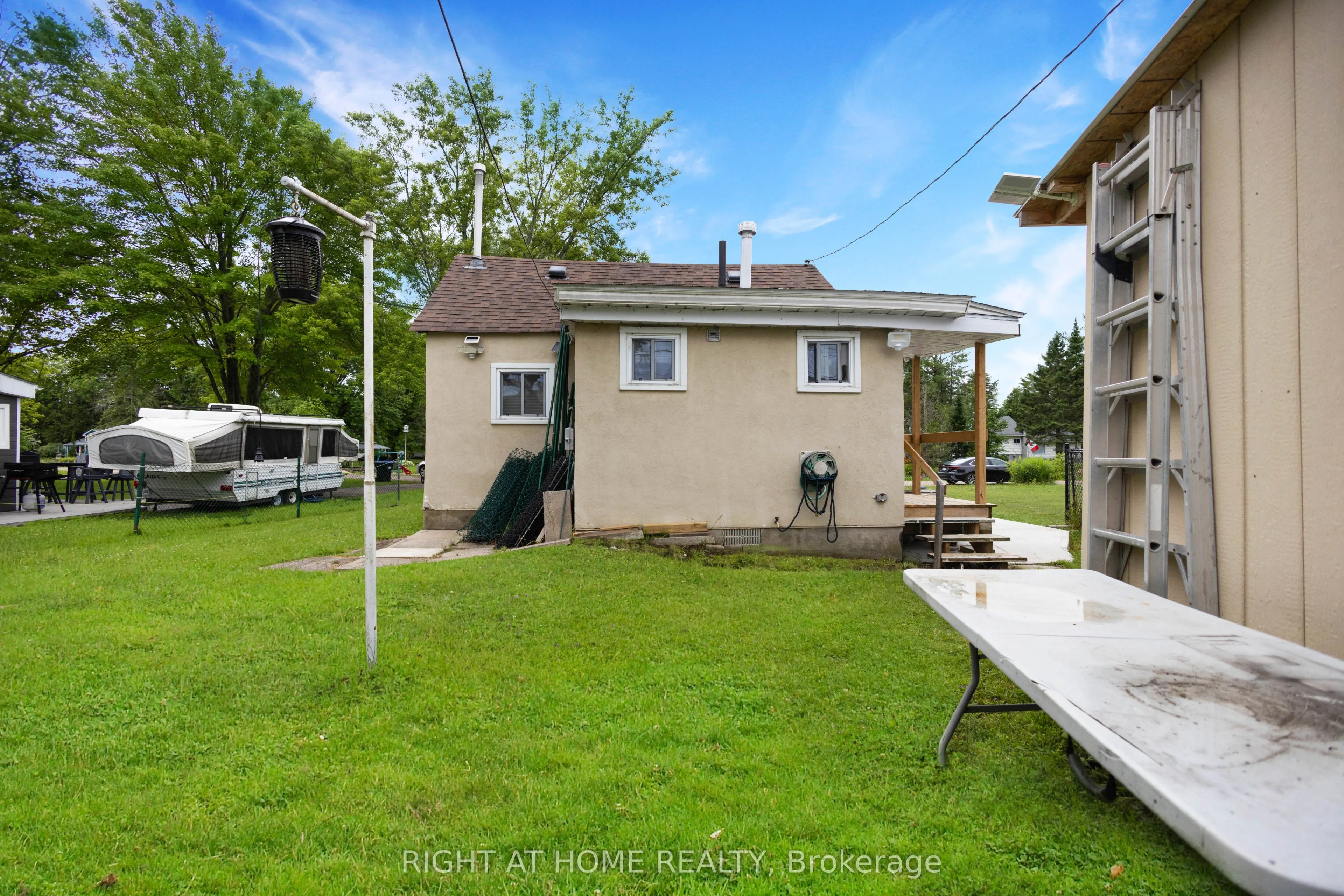 25 Playfair Drive