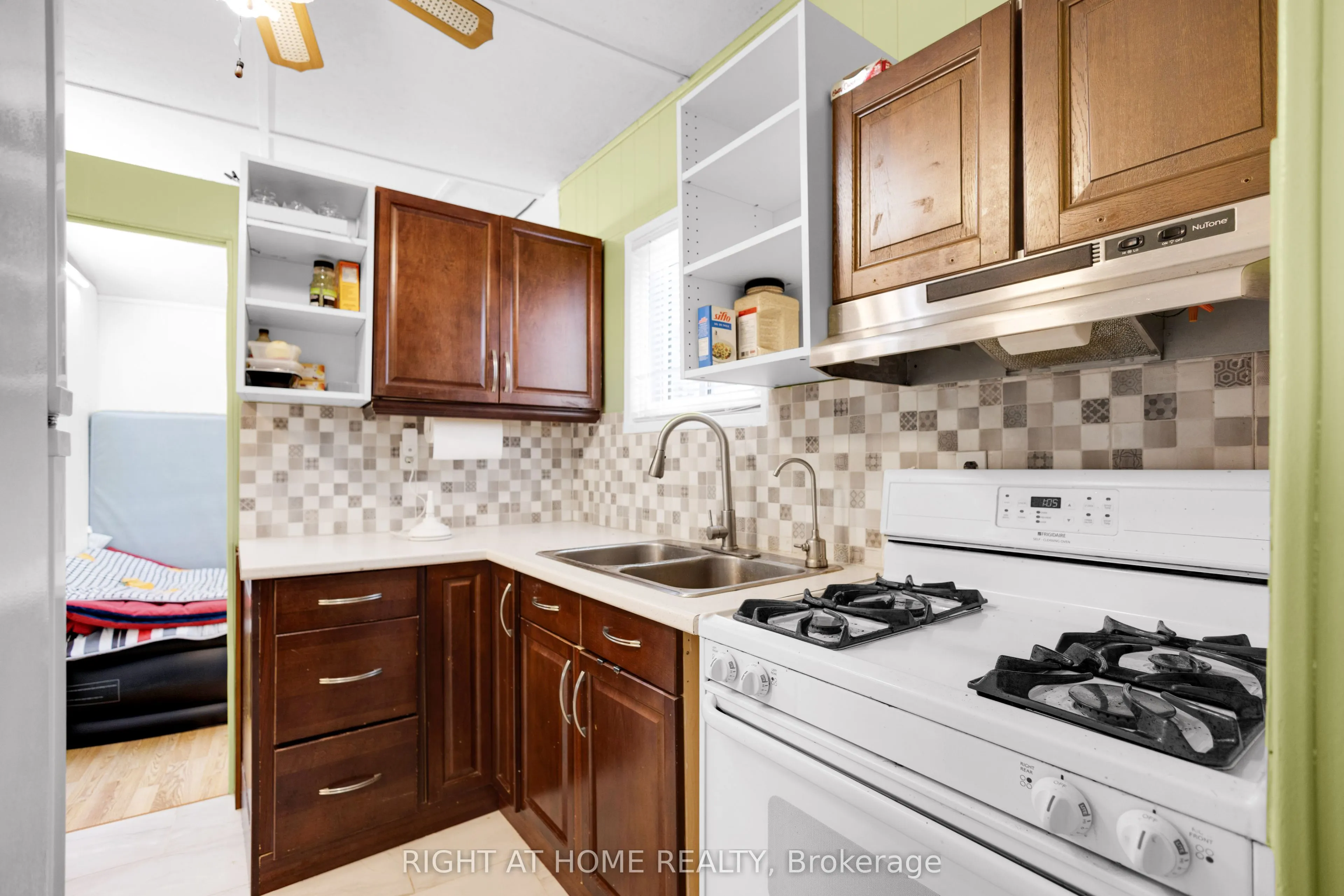 25 Playfair Drive