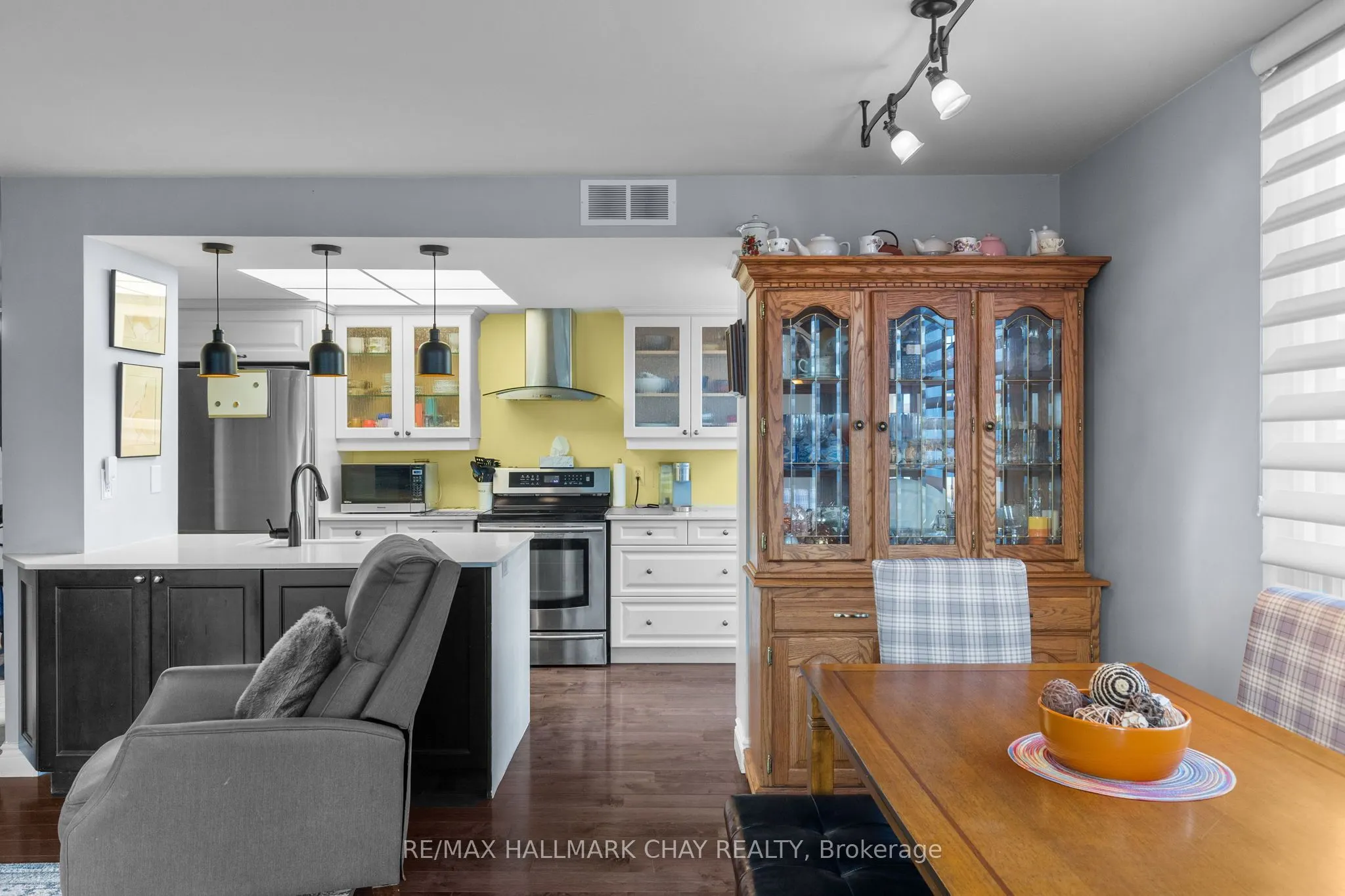 75 Ellen Street, #105