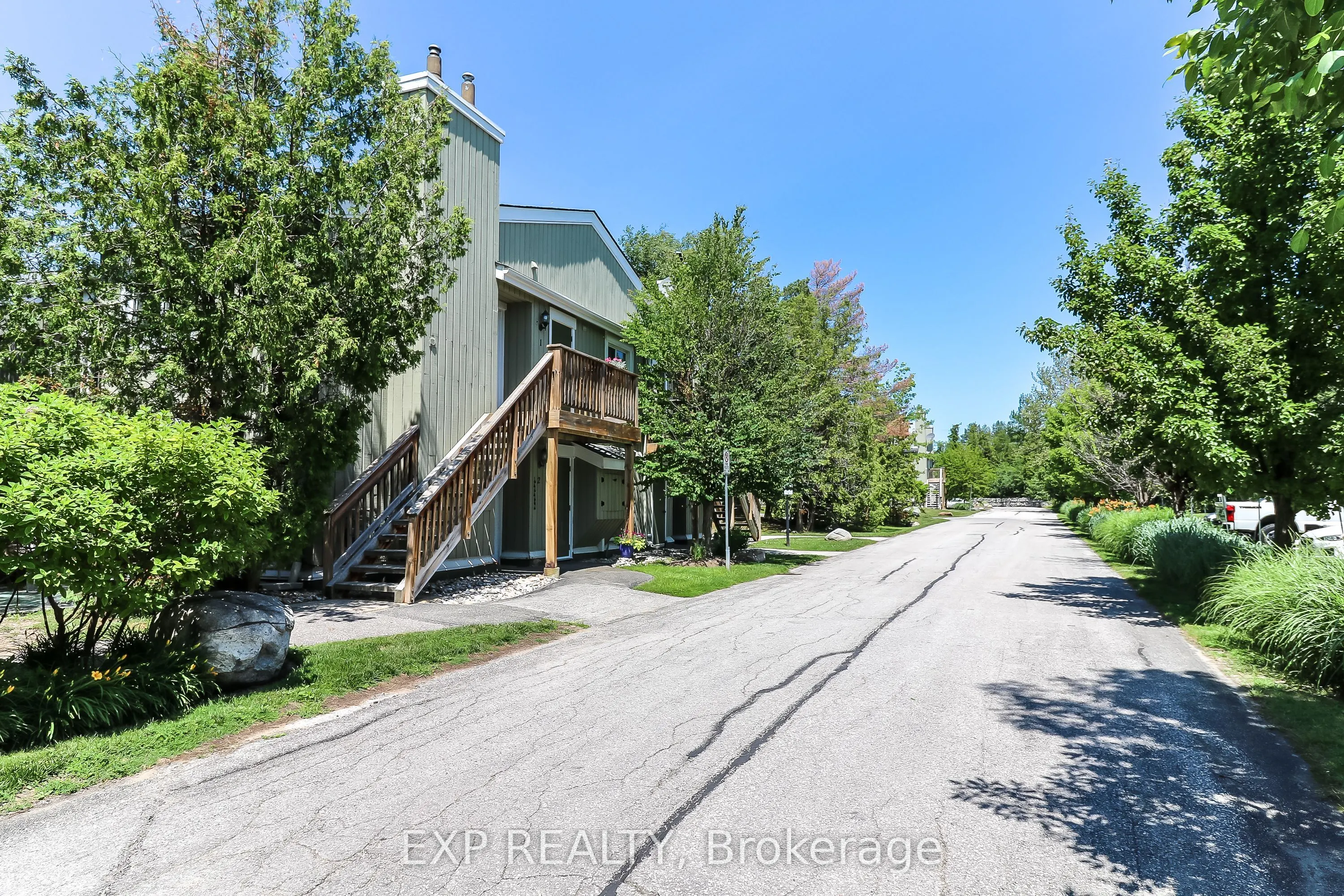 15 Dawson Drive, #3