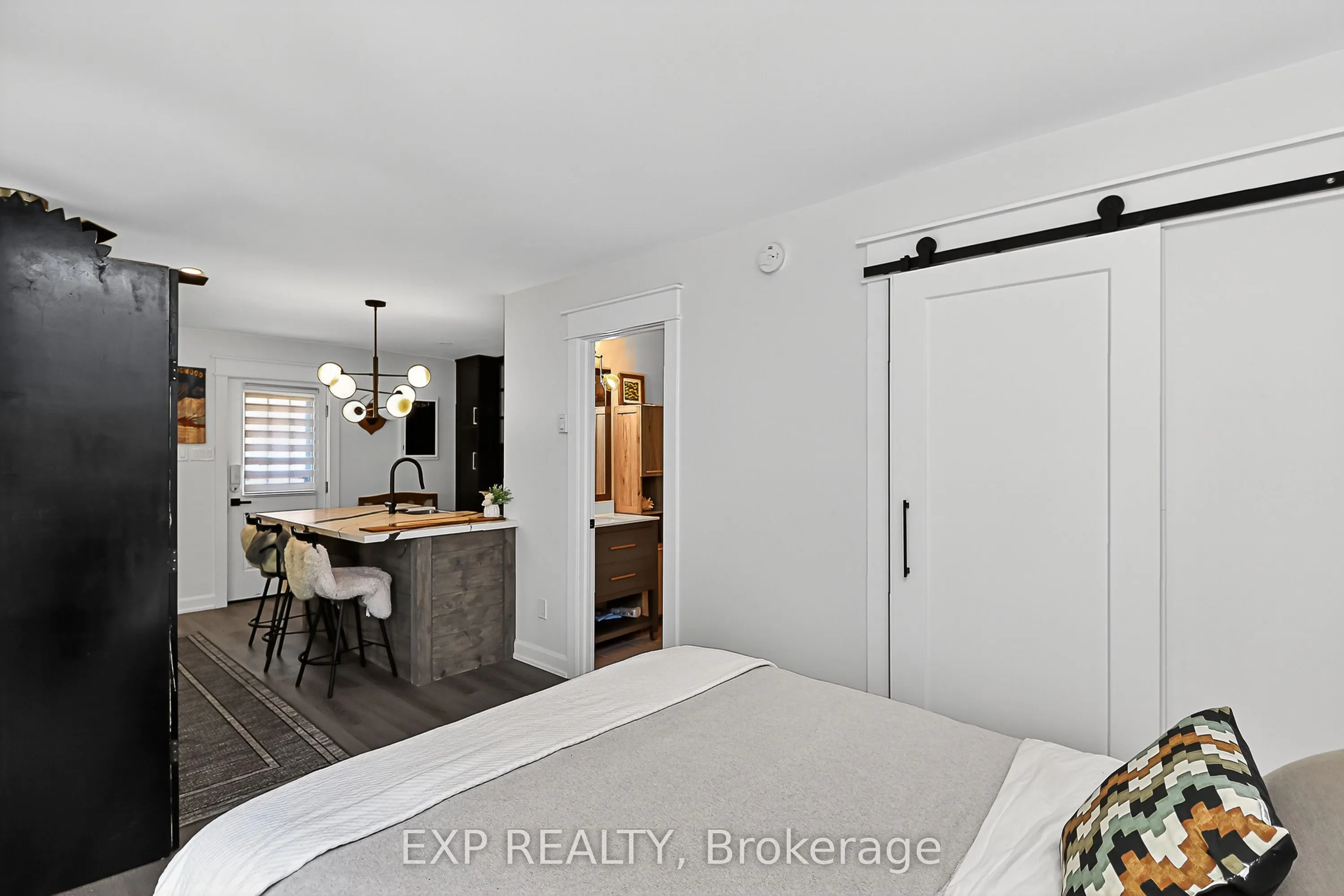 15 Dawson Drive, #3