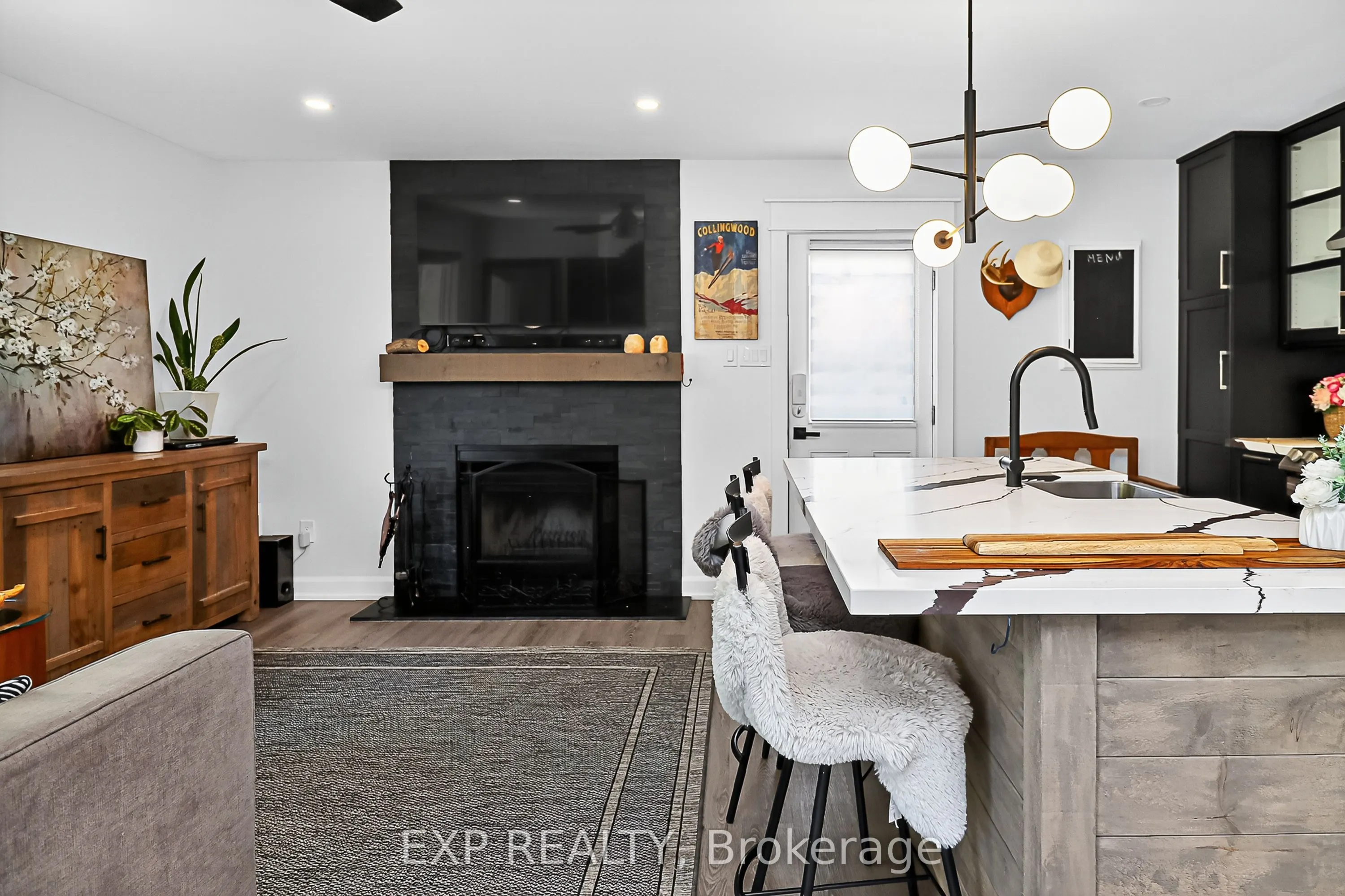 15 Dawson Drive, #3