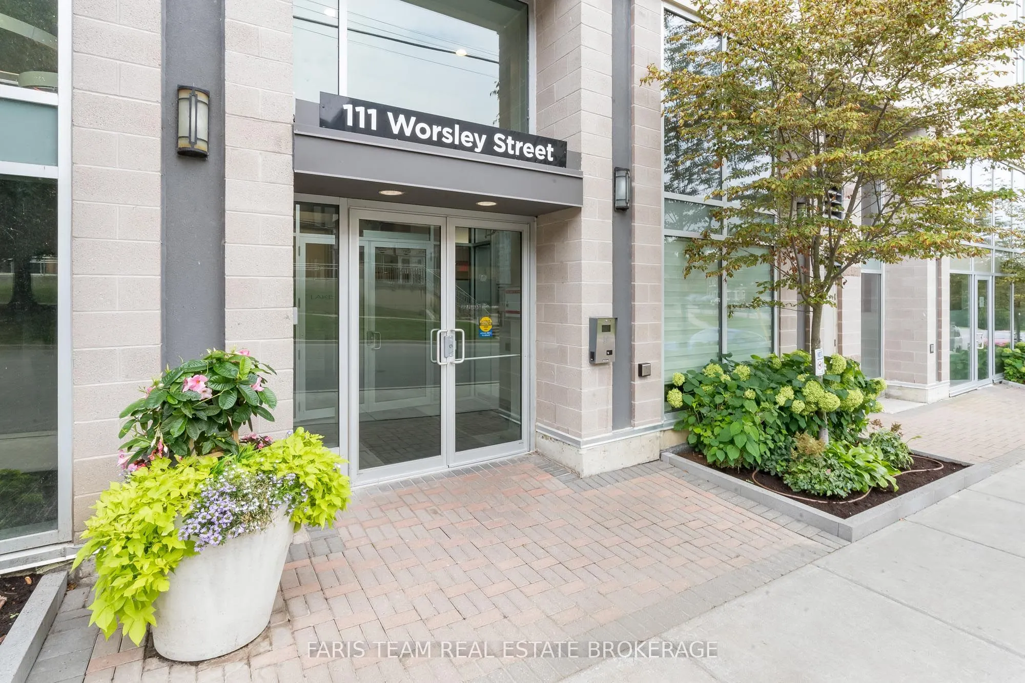 111 Worsley Street #GPH5
