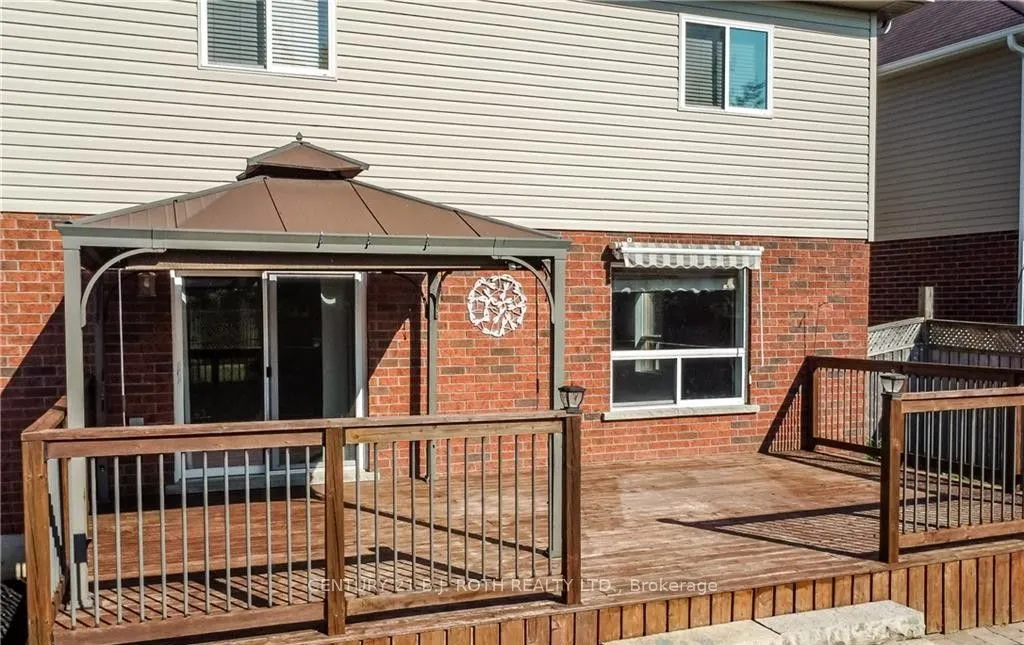 102 ATLANTIS Drive