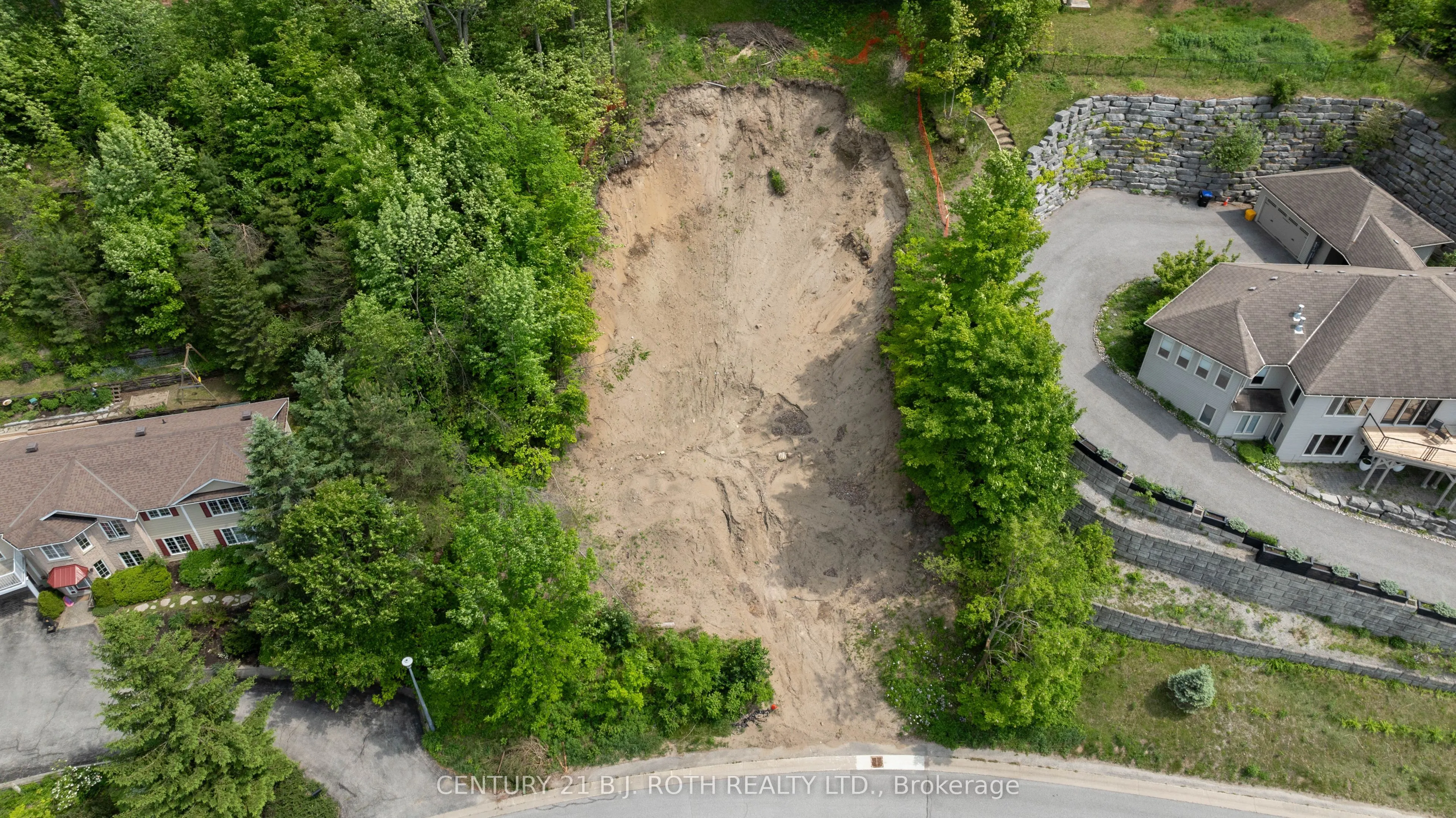 12 Valleycrest Drive
