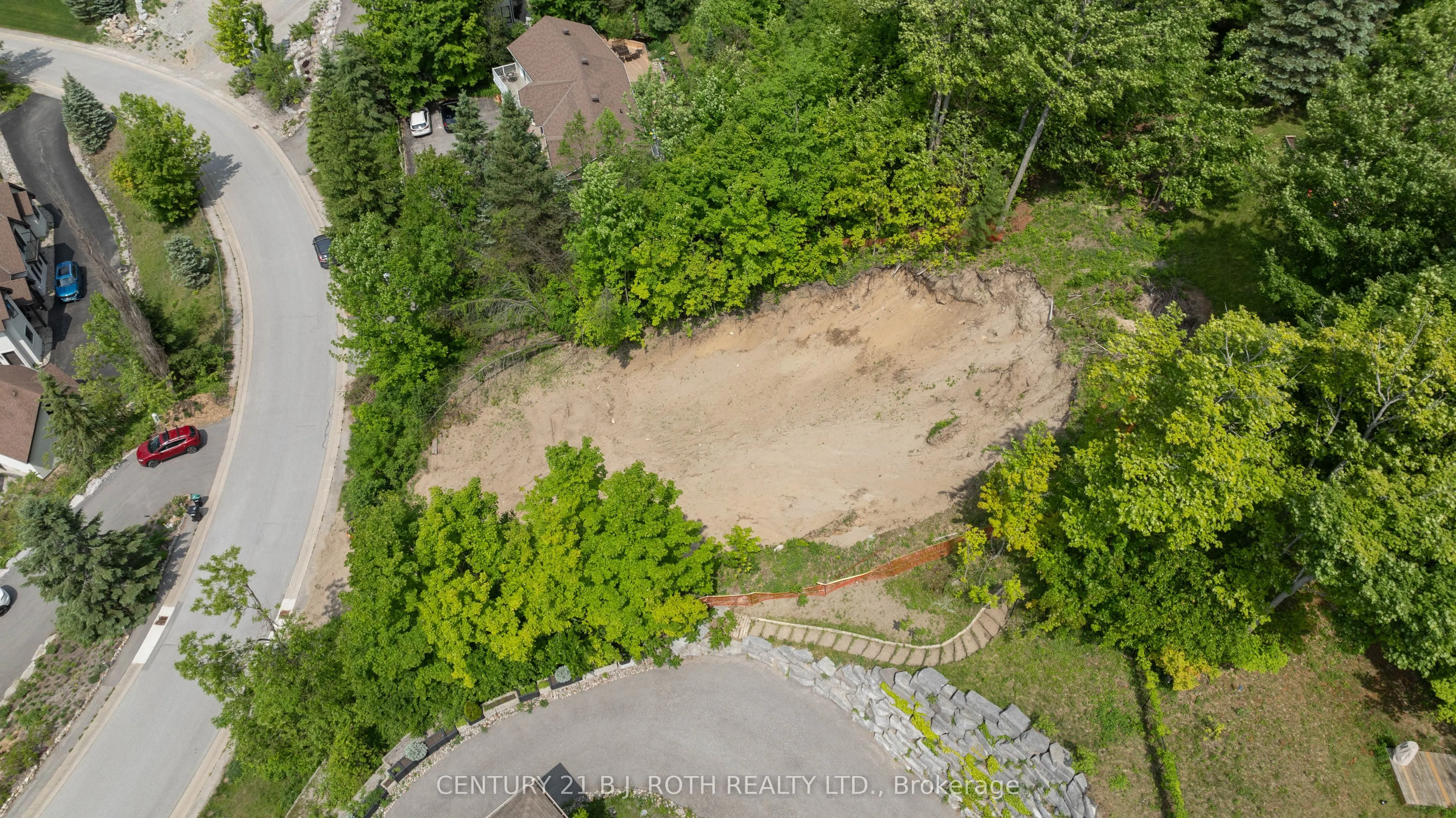 12 Valleycrest Drive