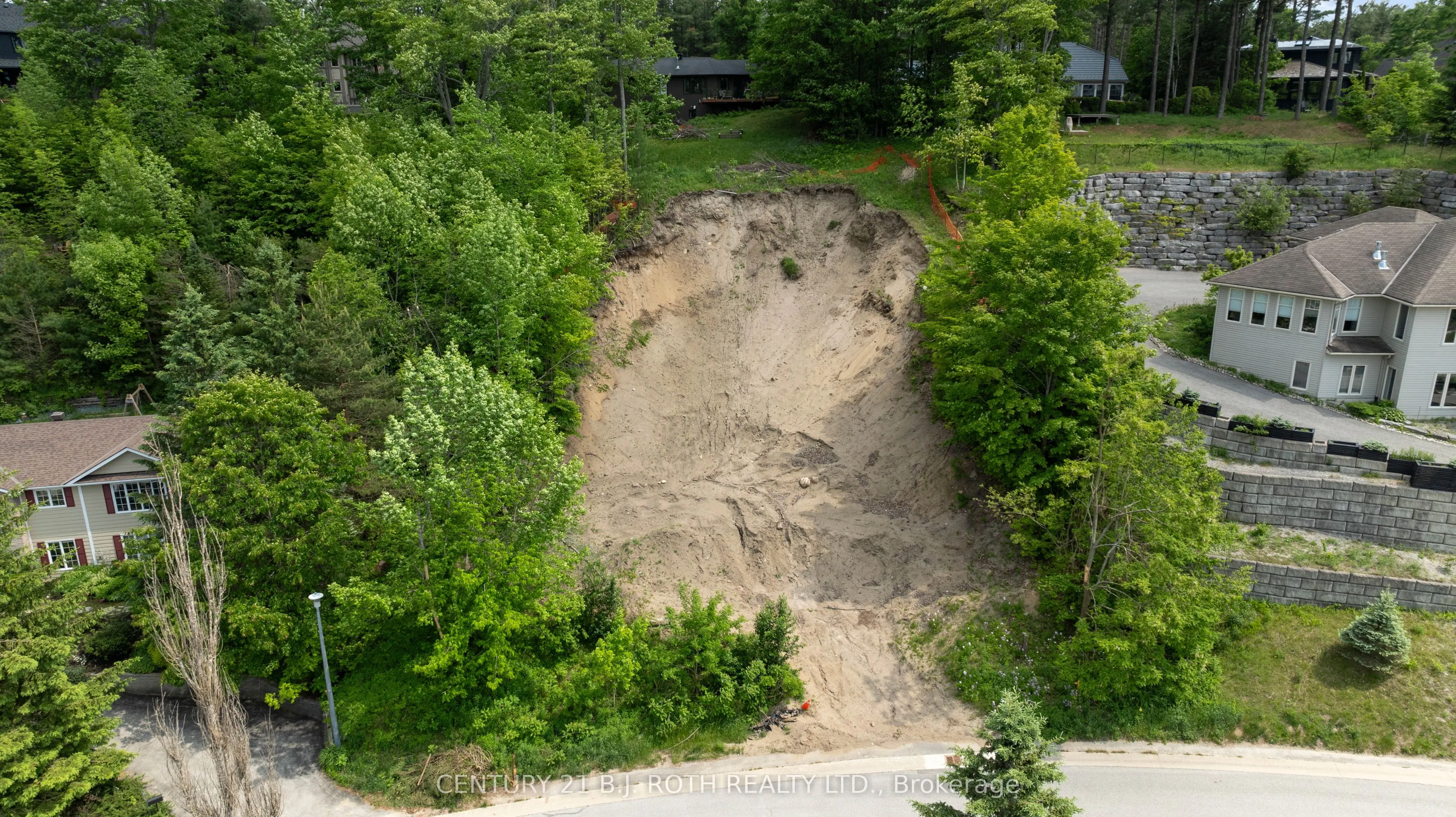 12 Valleycrest Drive
