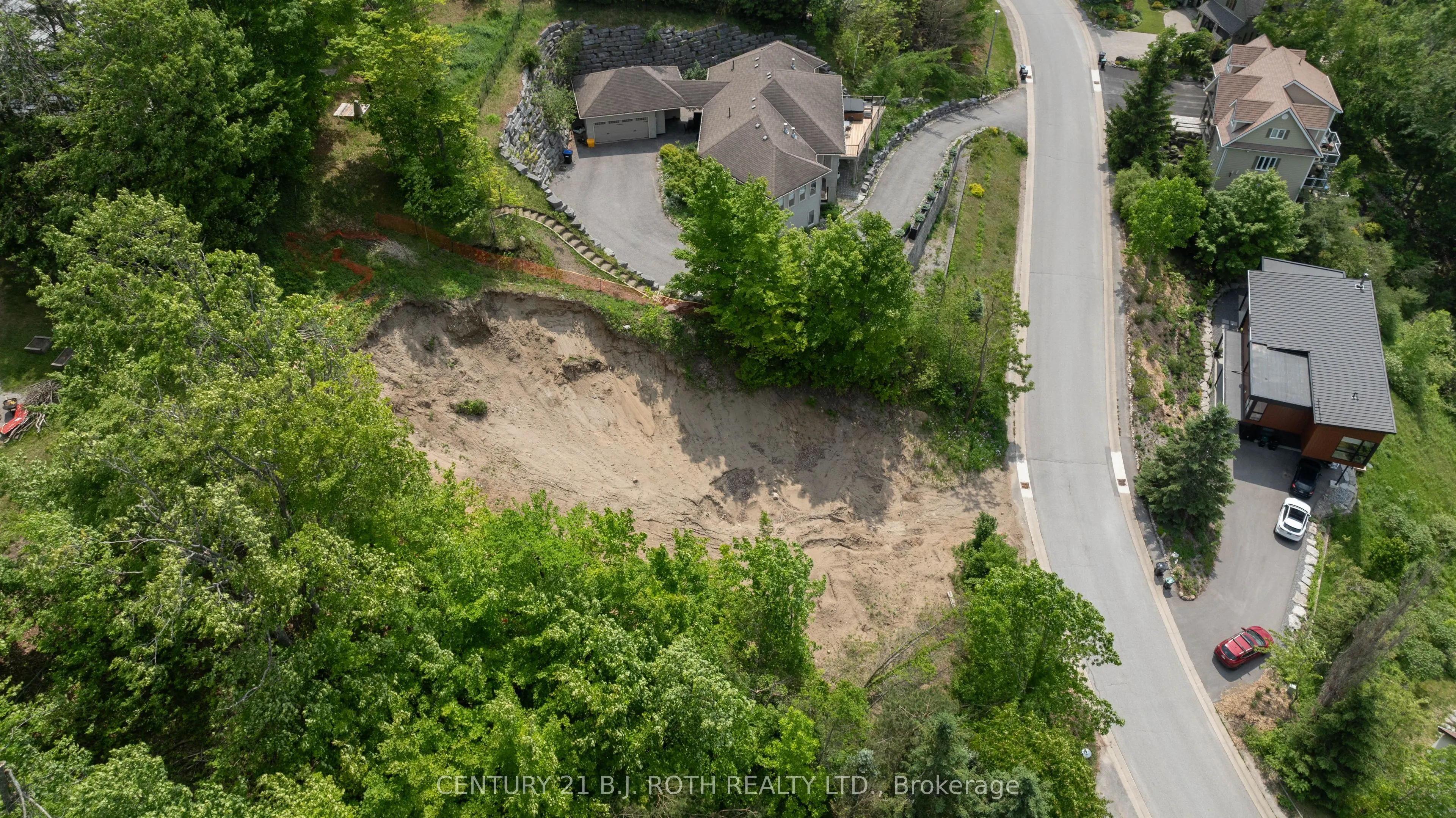 12 Valleycrest Drive