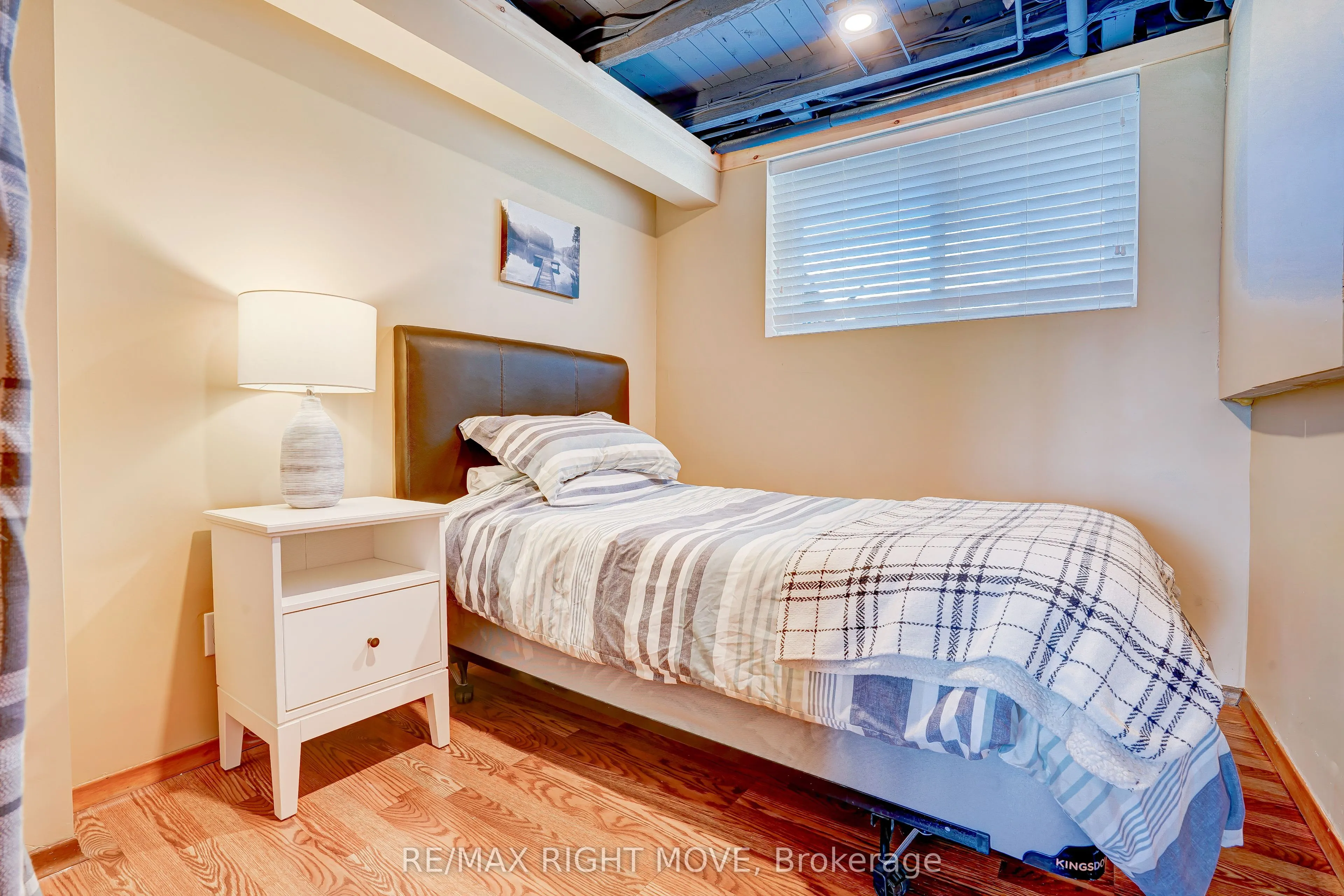 3752 Portage Bay Road