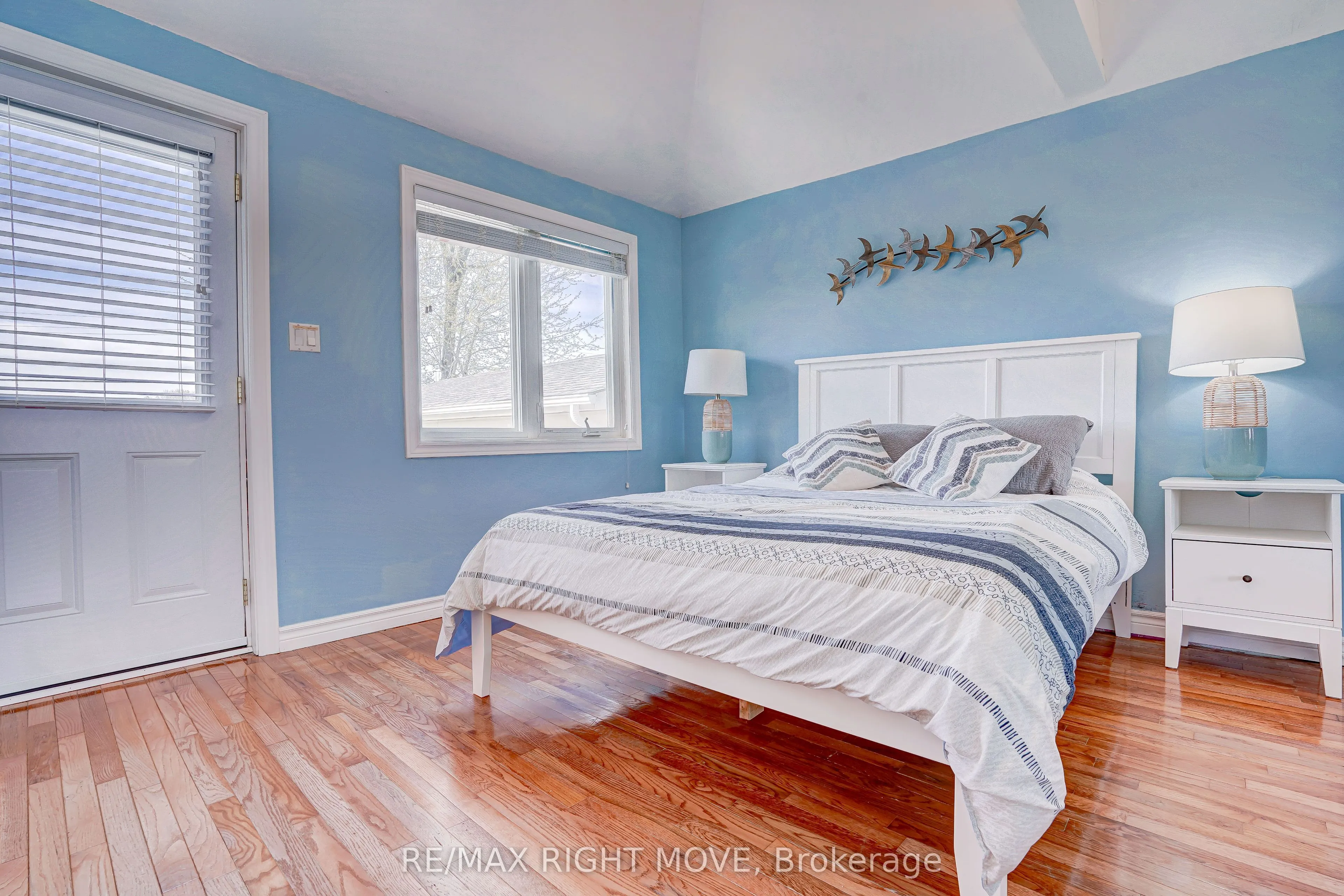 3752 Portage Bay Road