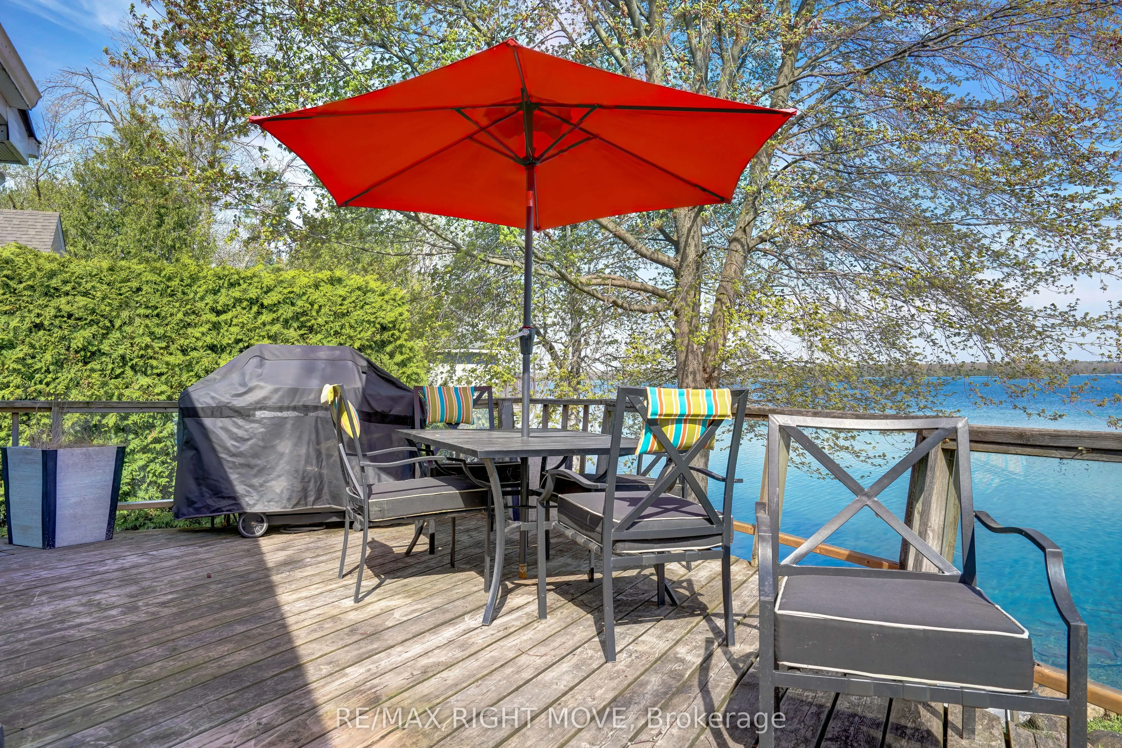 3752 Portage Bay Road