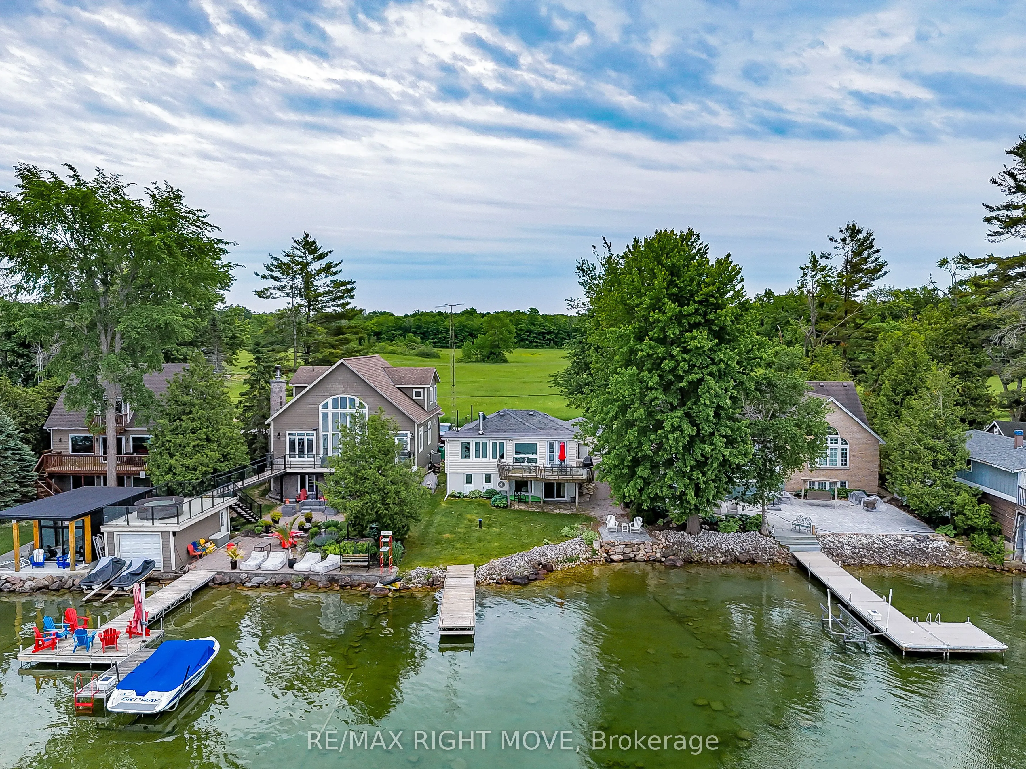 3752 Portage Bay Road