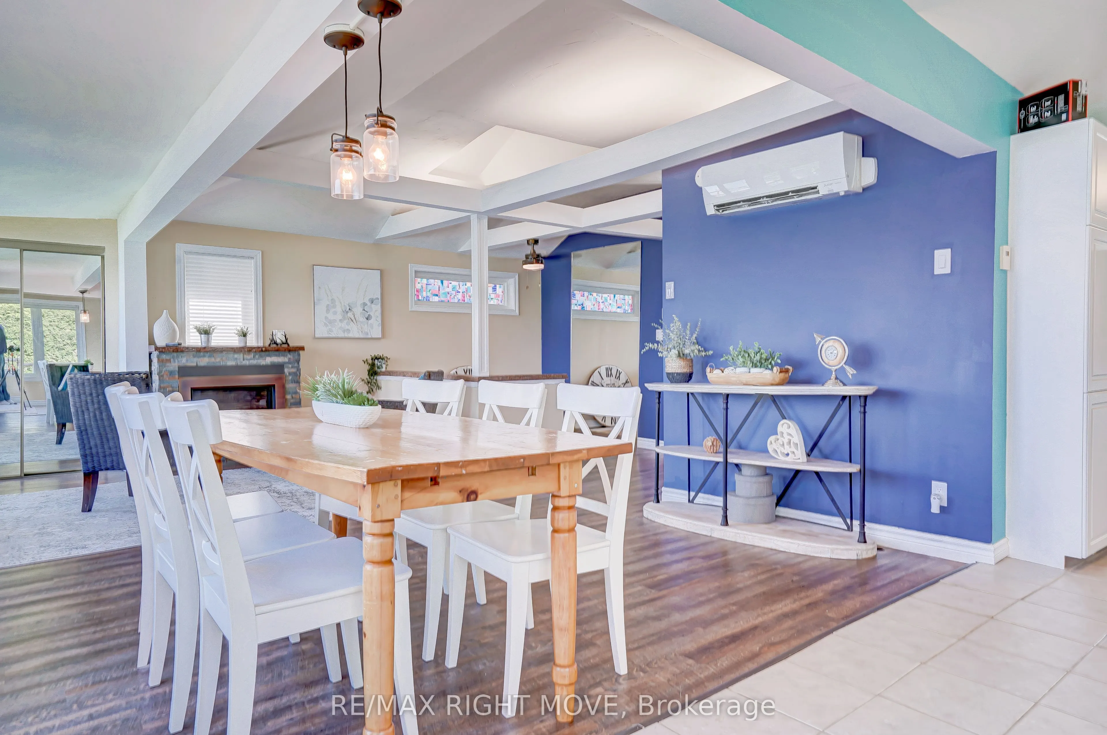 3752 Portage Bay Road