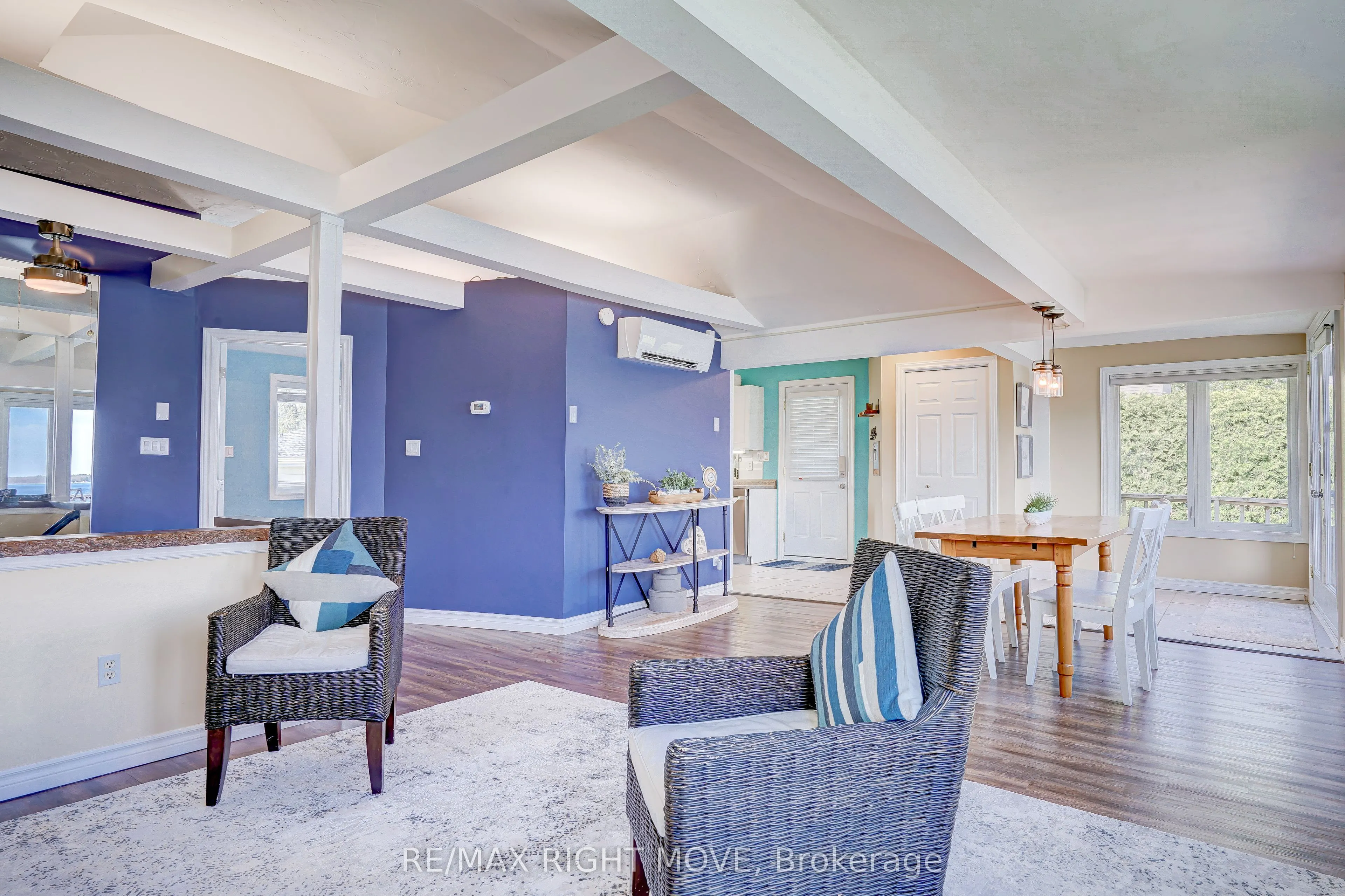 3752 Portage Bay Road
