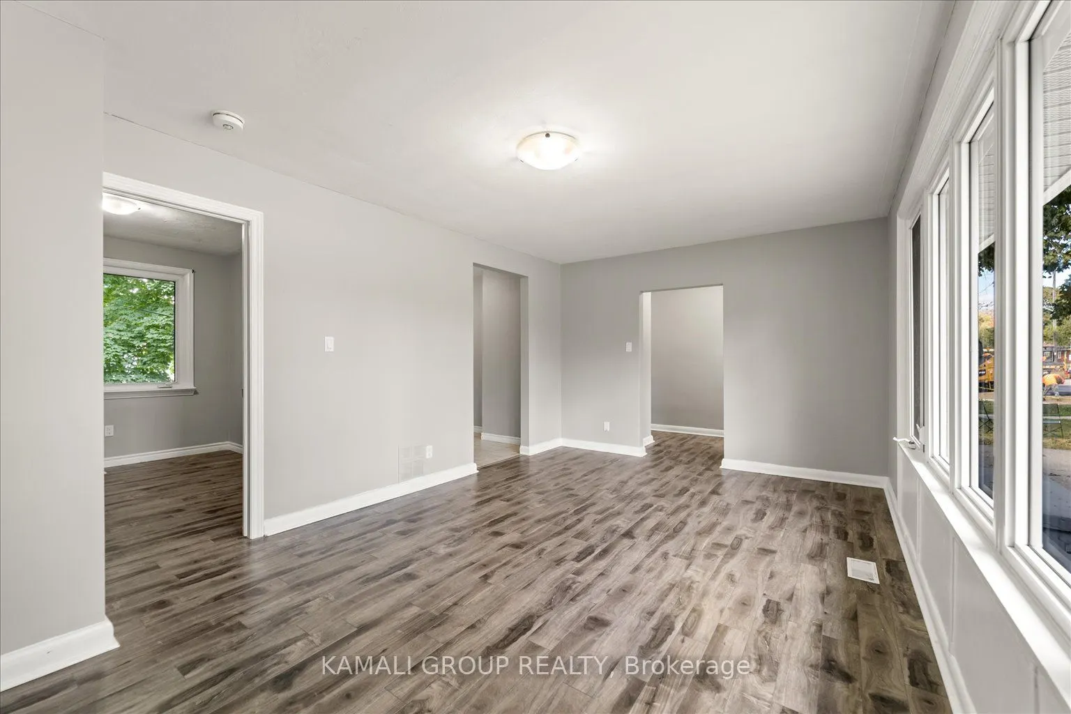 188 St Vincent Street, #Main