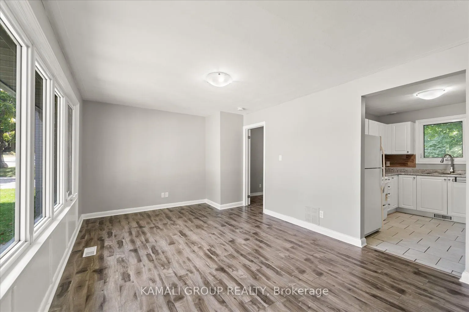 188 St Vincent Street, #Main