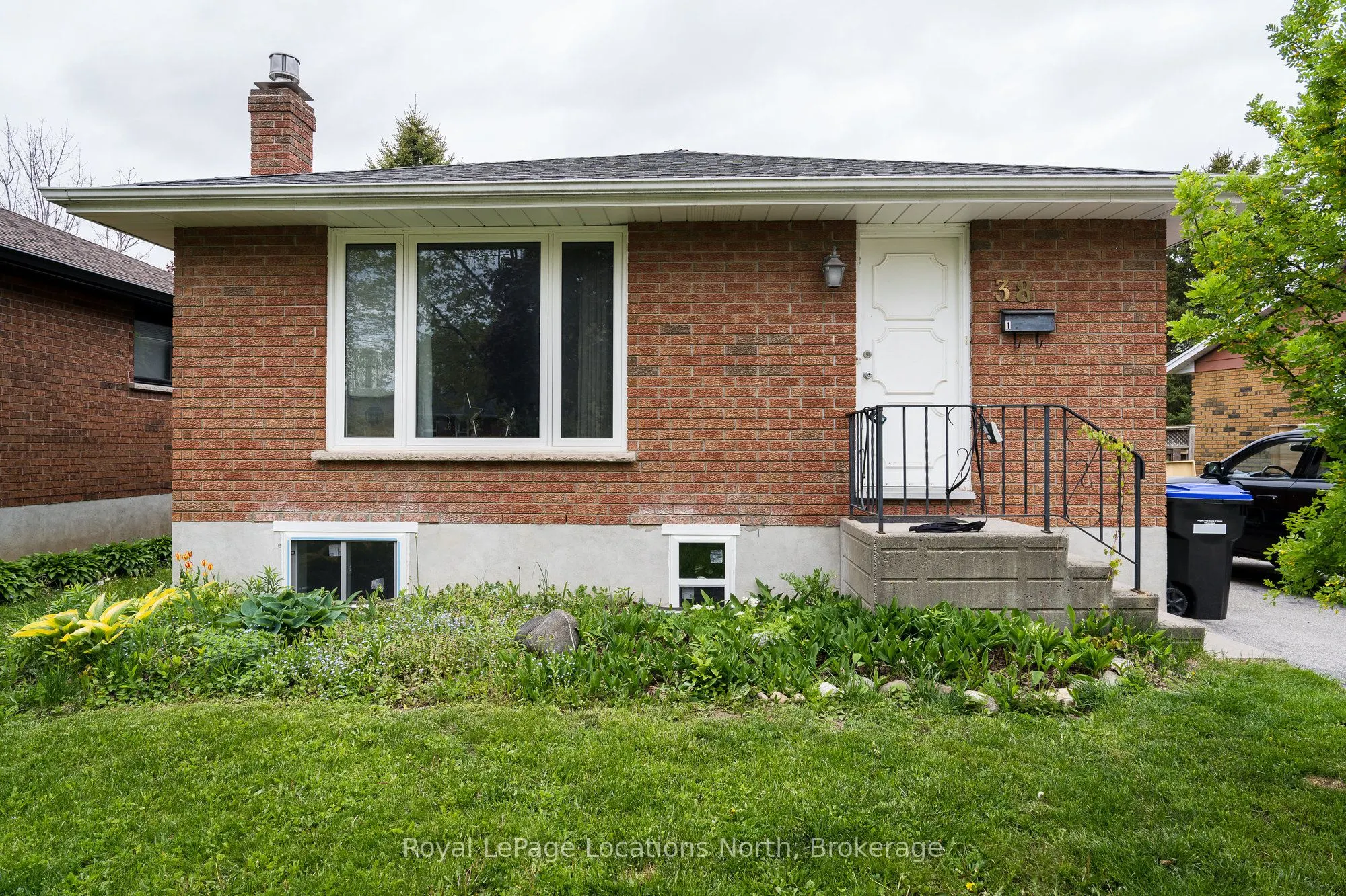 38 Sproule Avenue